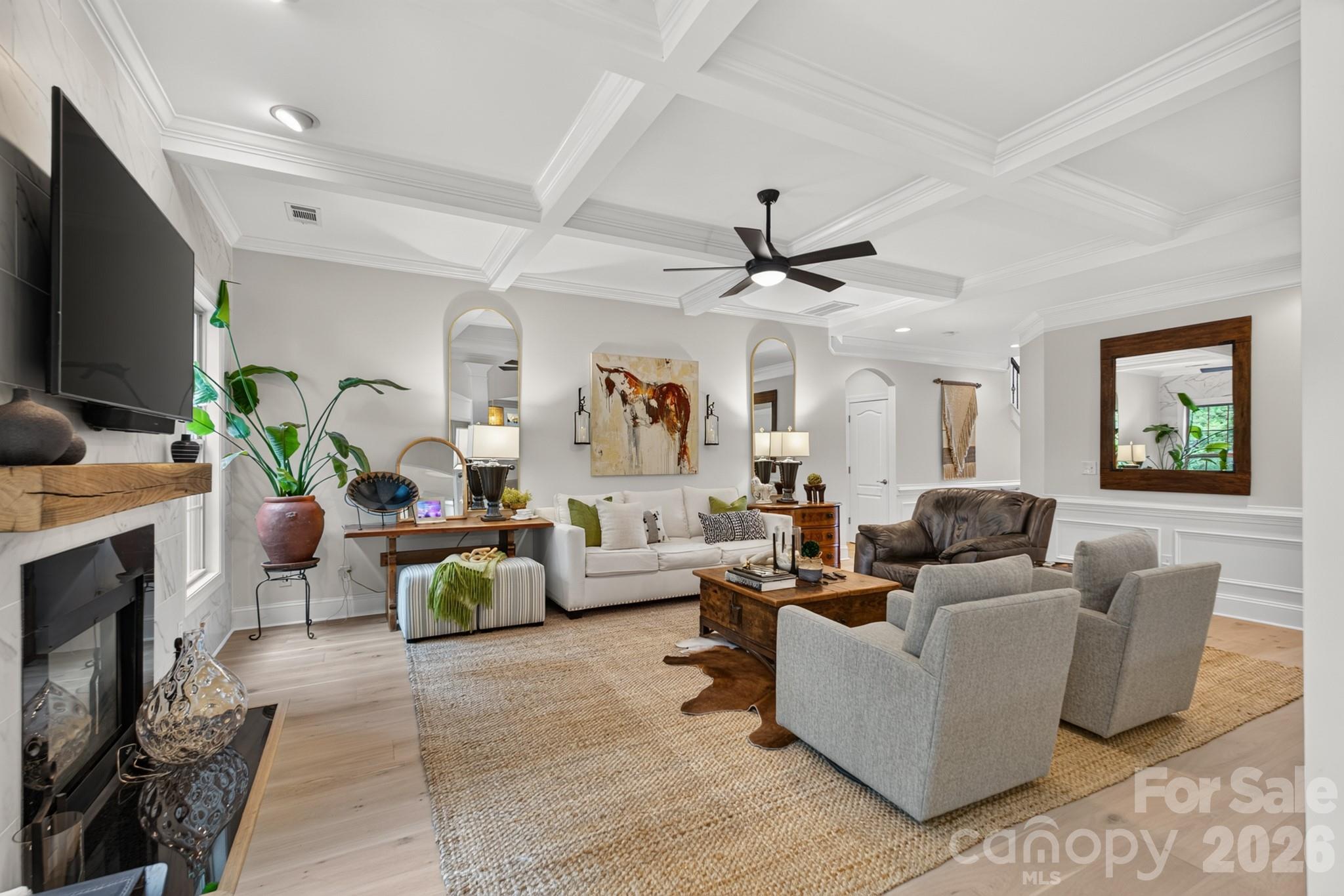 Coffered Ceiling - 725 Fawns Glen Place, Lake Wylie