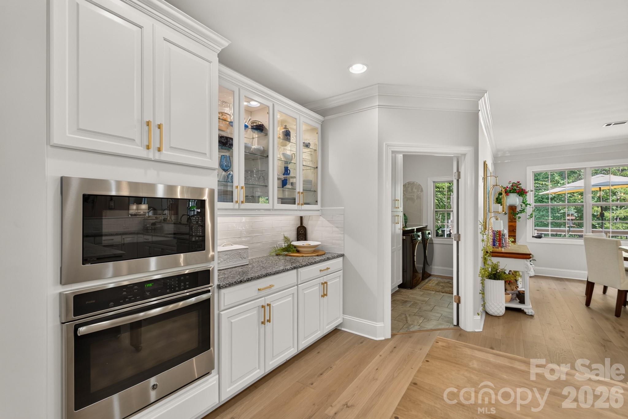 Single Family Residence at 725 Fawns Glen Place, Lake Wylie, photo 20 of 47