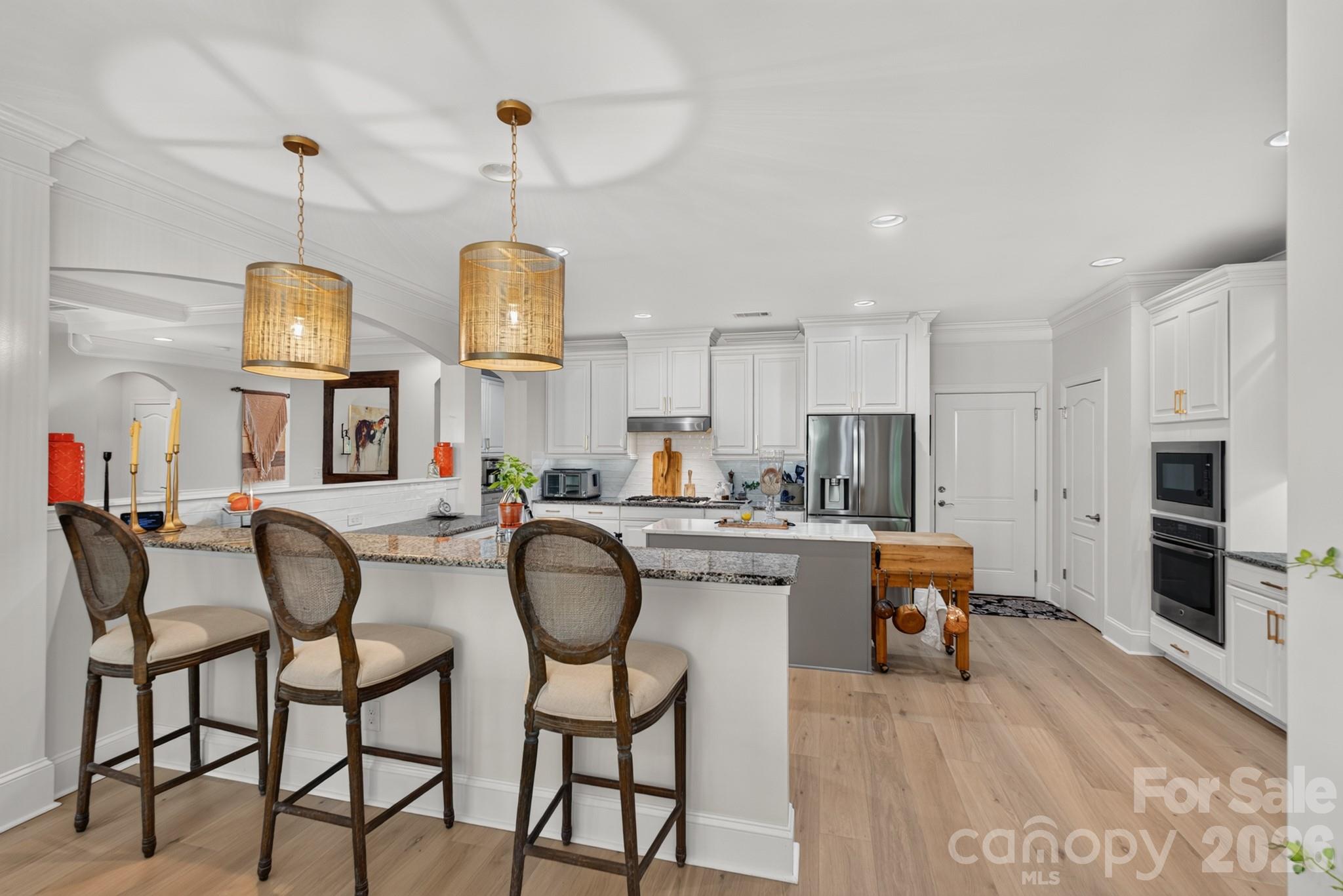 Single Family Residence at 725 Fawns Glen Place, Lake Wylie, photo 23 of 47