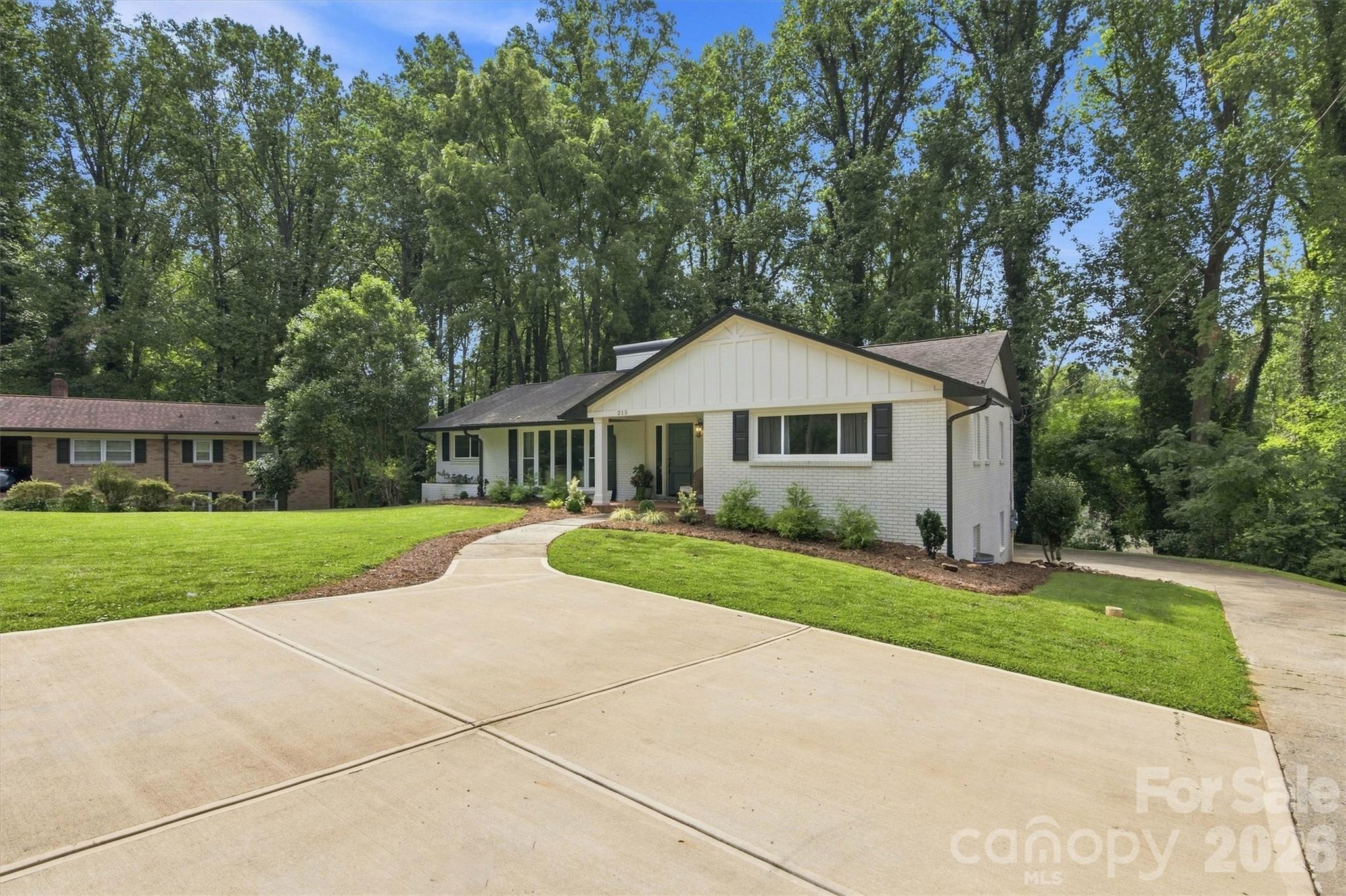 Single Family Residence at 215 Pinehurst Lane, Newton, photo 31 of 46