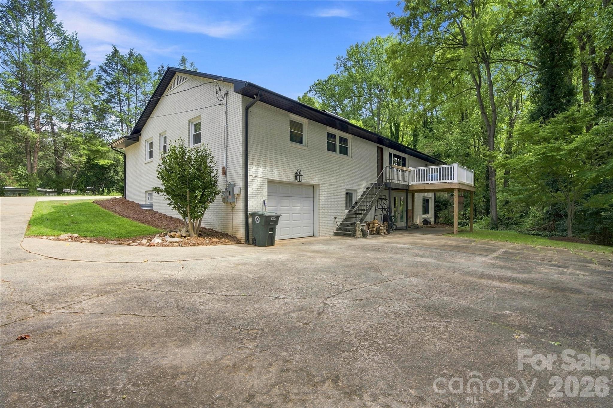 Single Family Residence at 215 Pinehurst Lane, Newton, photo 3 of 46
