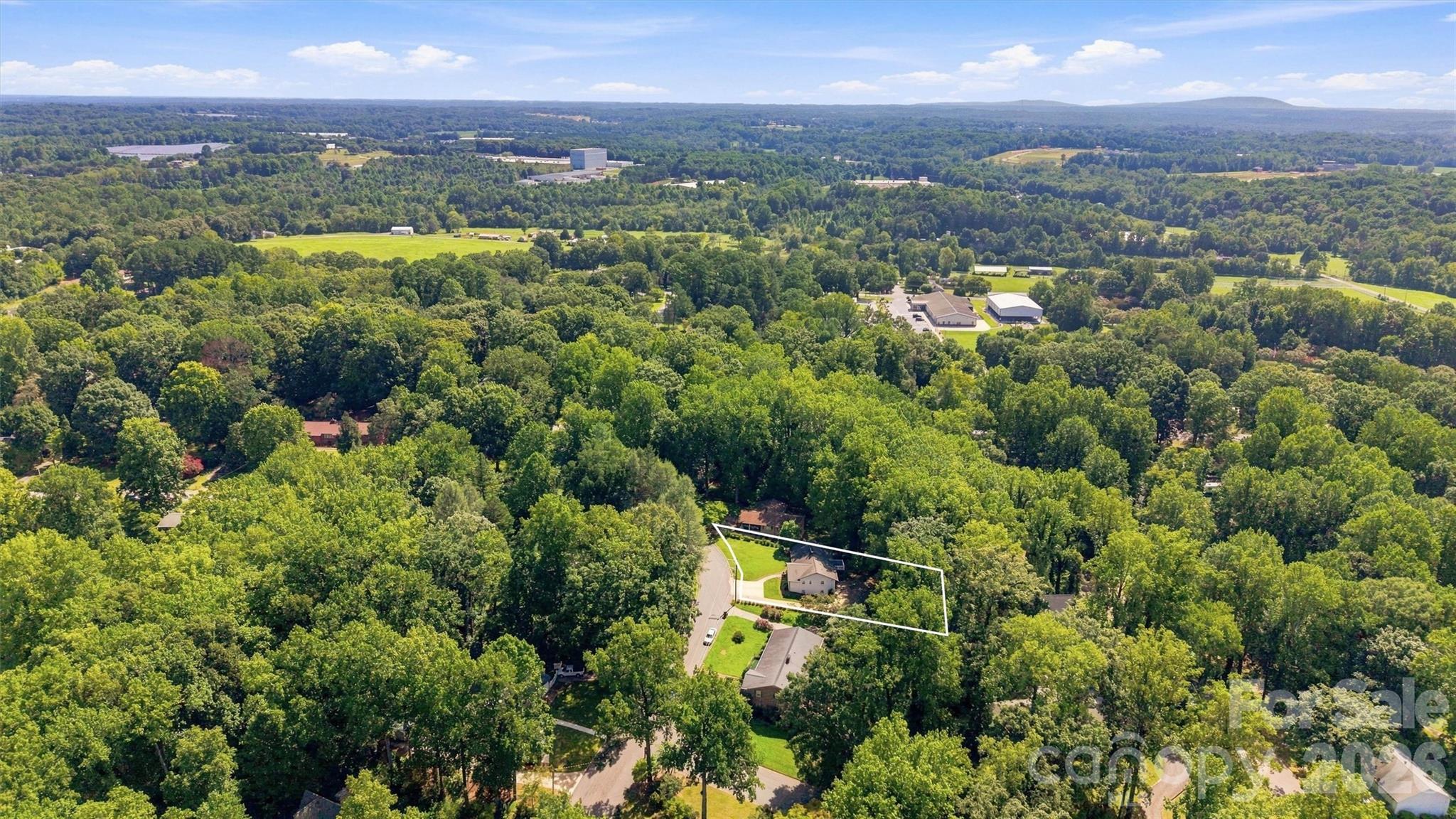 Single Family Residence at 215 Pinehurst Lane, Newton, photo 42 of 46