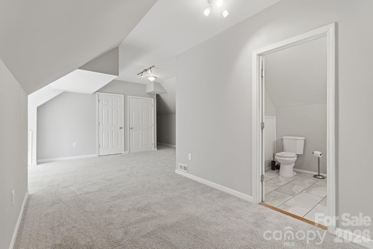 Loft on upper level - 5480 Liberty Hill Road W, York