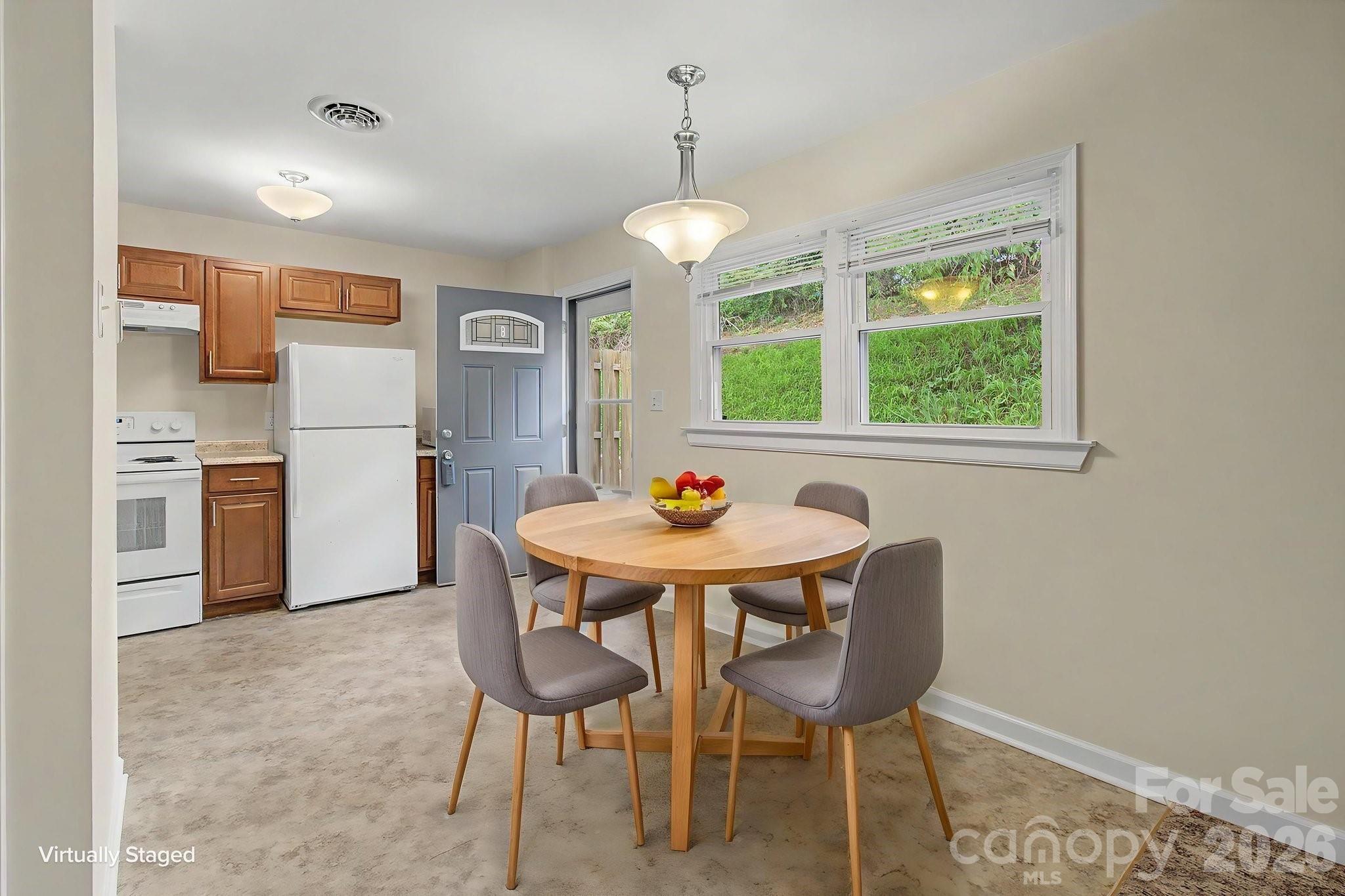 Virtually Staged, Unit B - 575 Sand Hill Road, Asheville