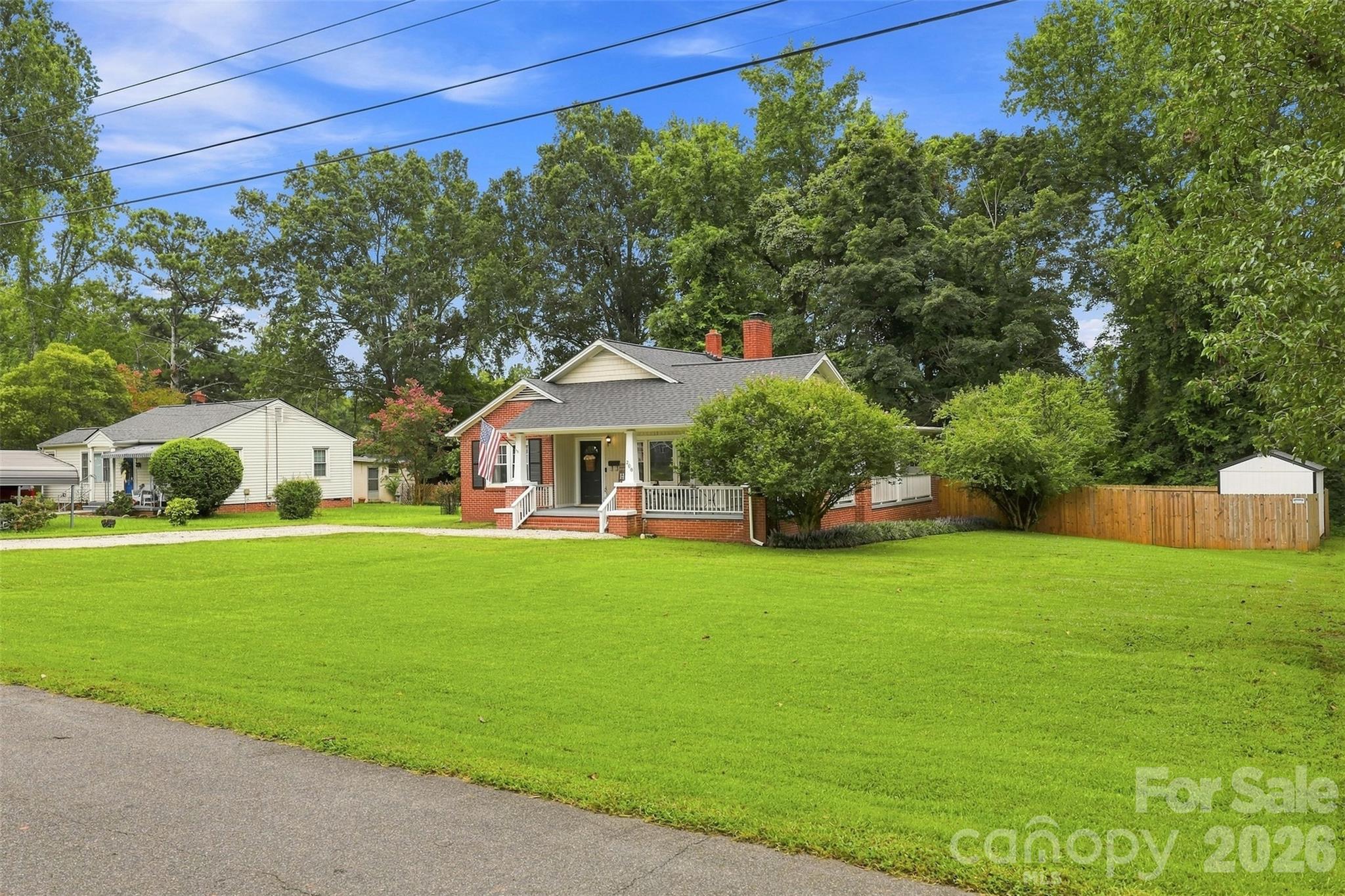 Single Family Residence at 208 Barron Park, York, photo 27 of 39