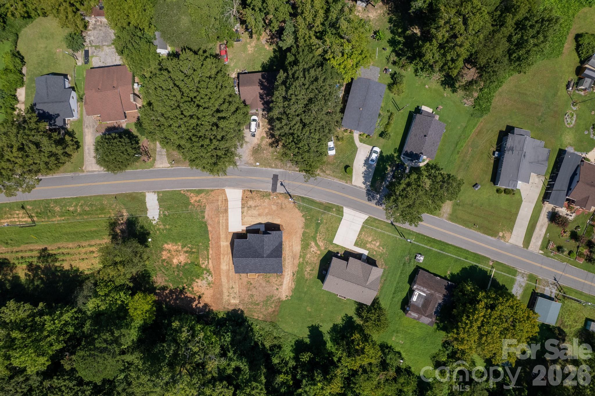 Single Family Residence at 409 Queens Road, Gastonia, photo 10 of 30