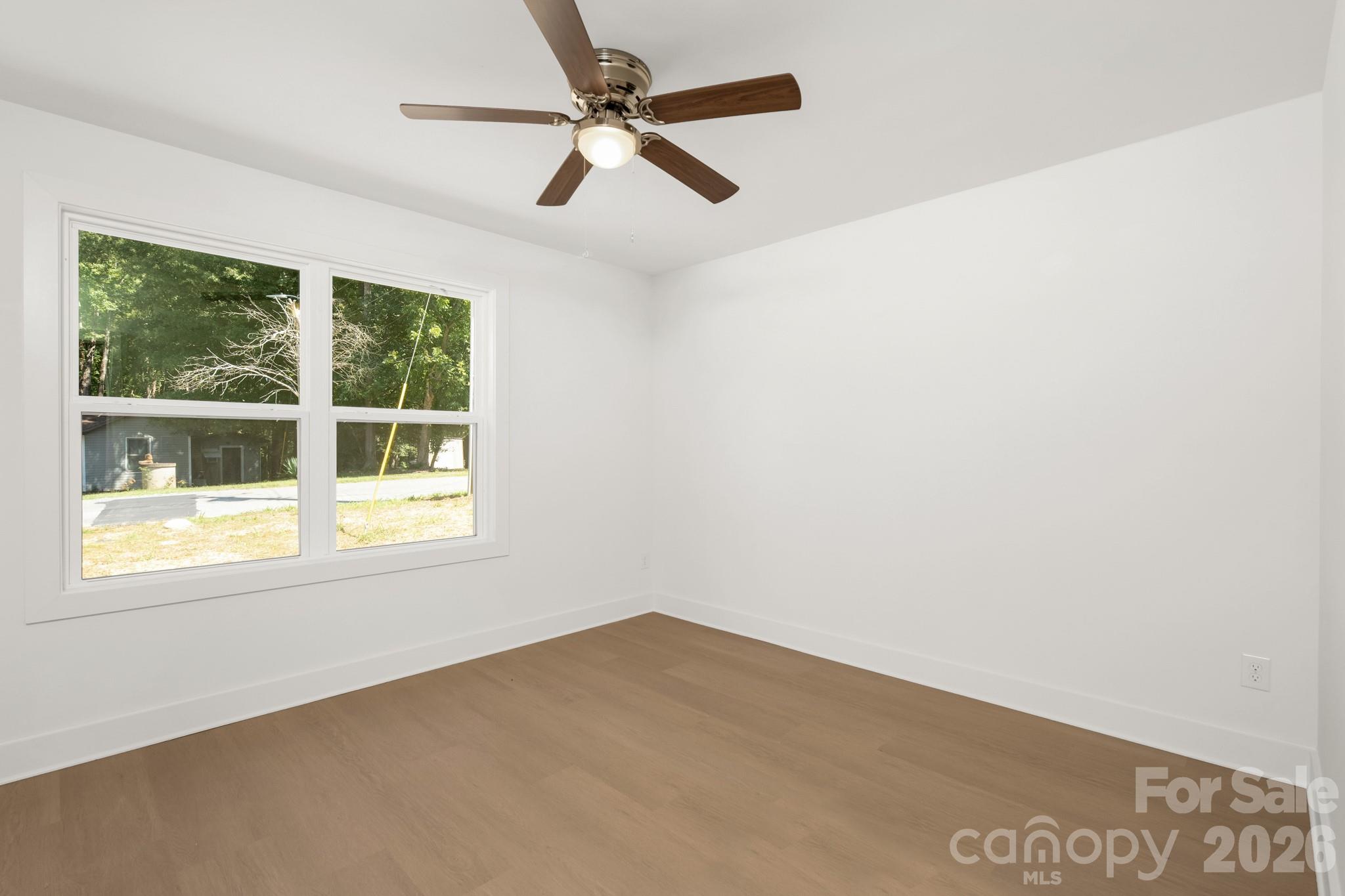 Single Family Residence at 409 Queens Road, Gastonia, photo 26 of 30