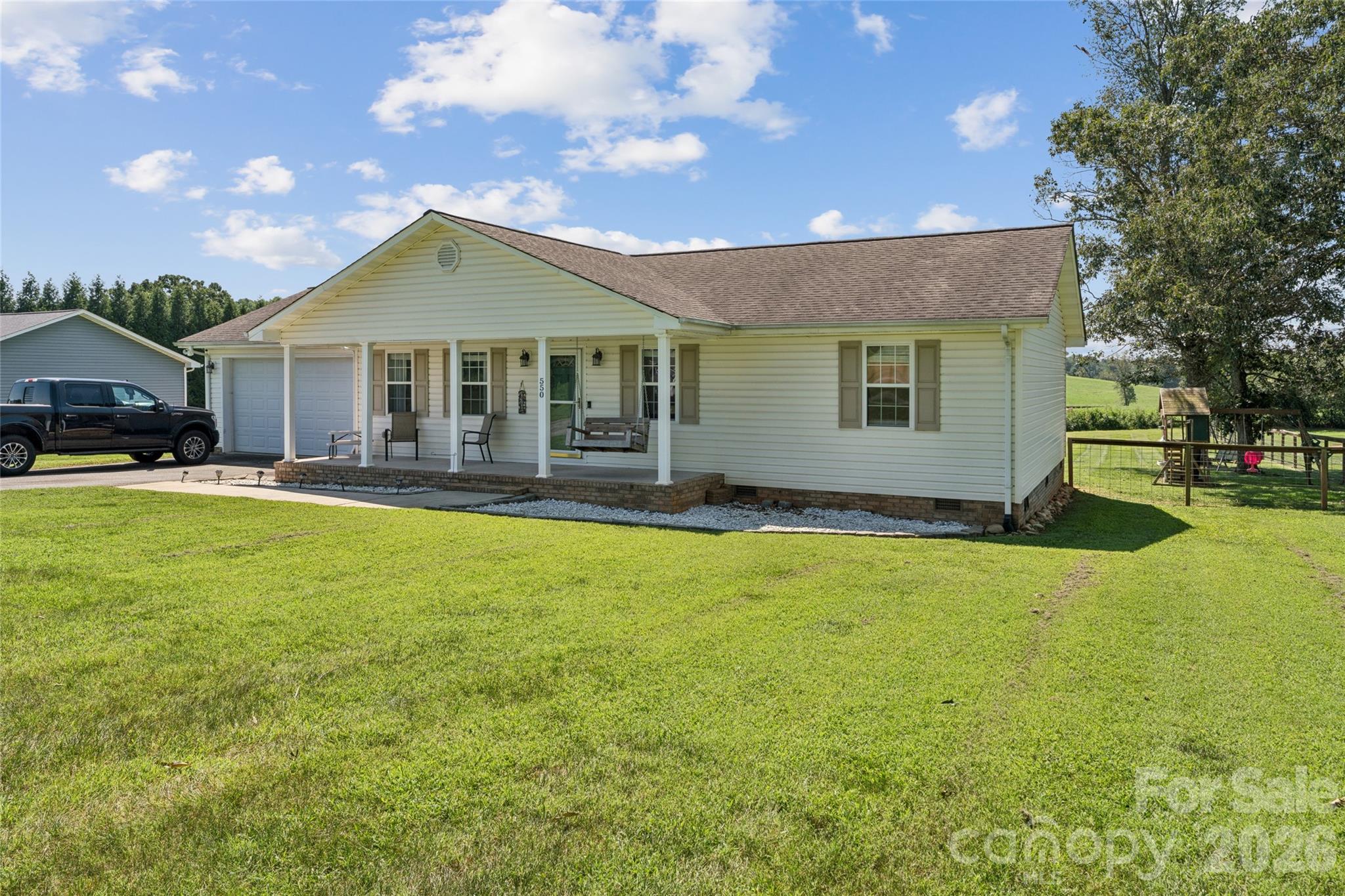 550 Stable Brook Lane