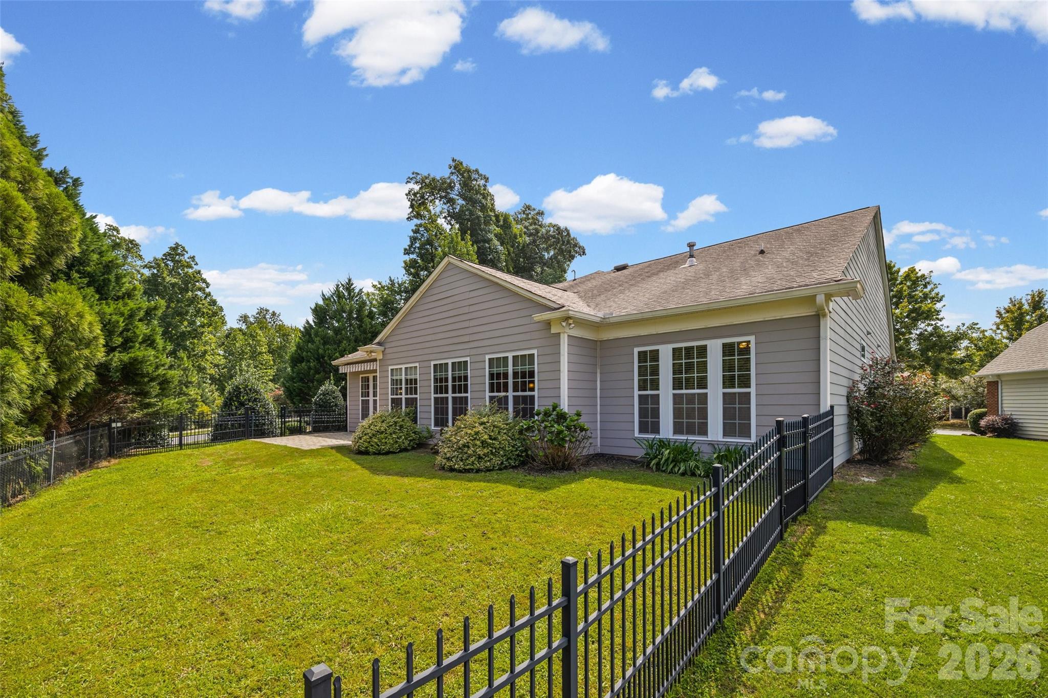 plenty of room for 4 legged friends or visitors - 37421 Mandrake Court, Indian Land