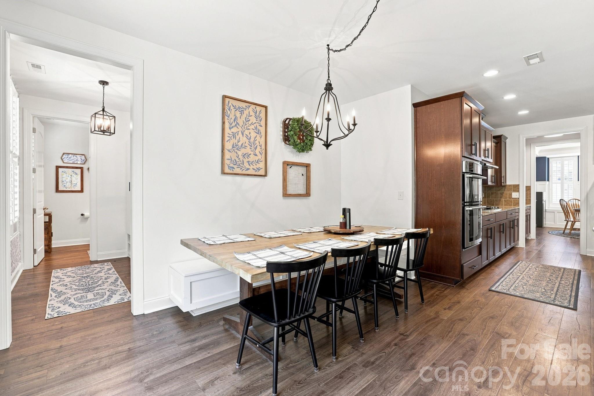 Single Family Residence at 208 South Fork Lane, Belmont, photo 16 of 48