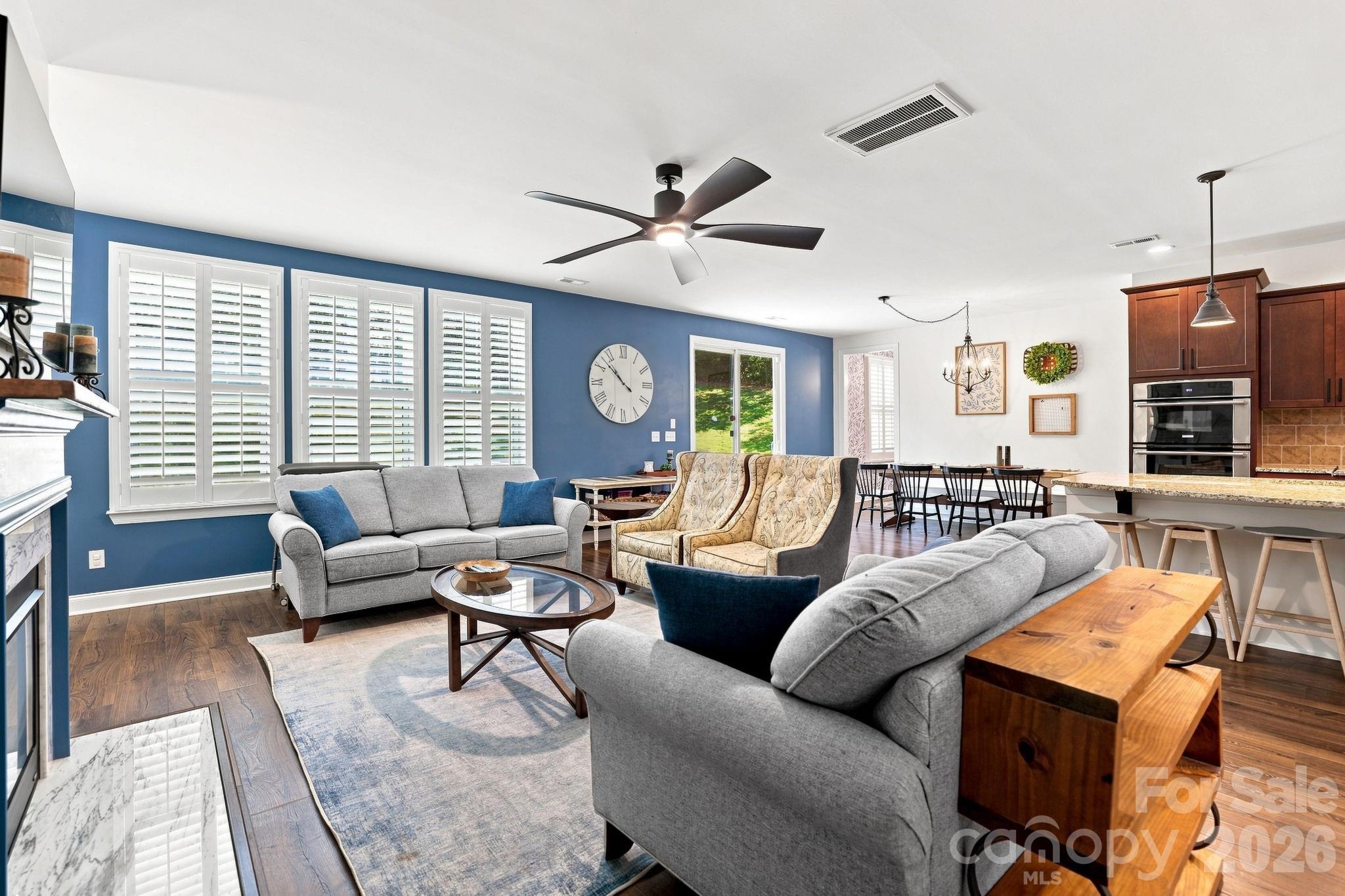Single Family Residence at 208 South Fork Lane, Belmont, photo 19 of 48
