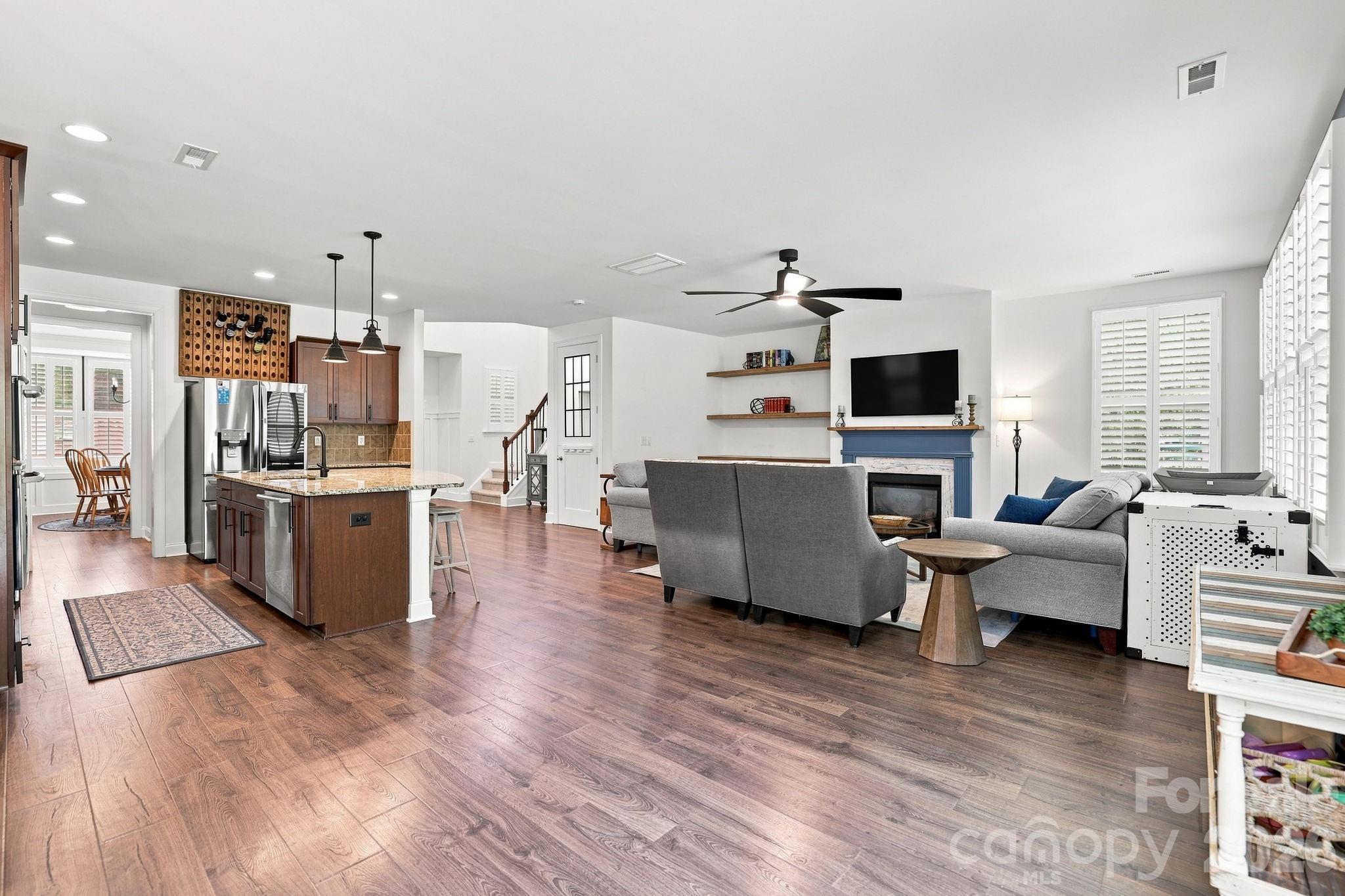 Single Family Residence at 208 South Fork Lane, Belmont, photo 21 of 48