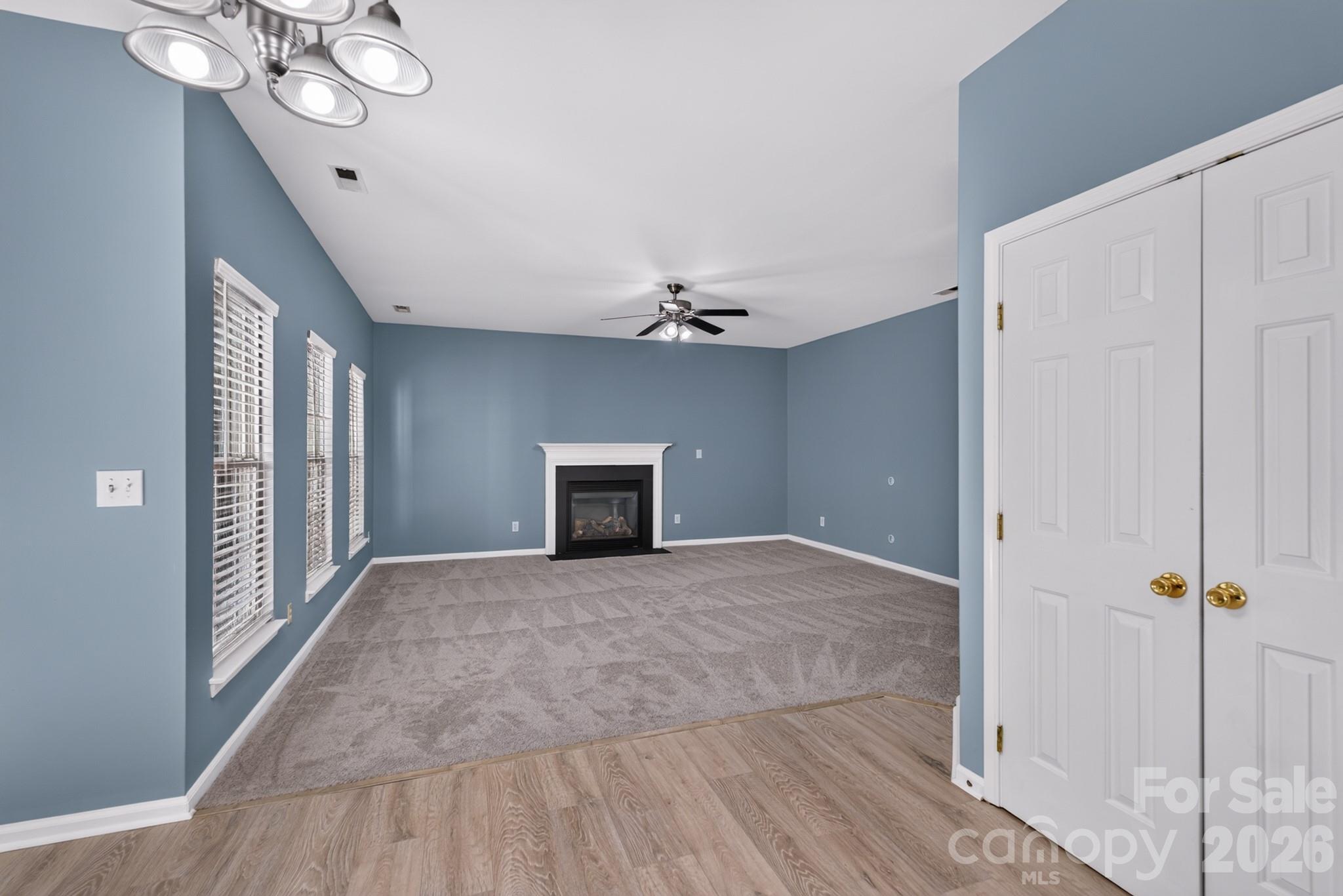 Single Family Residence at 728 Knightswood Road, Fort Mill, photo 13 of 36