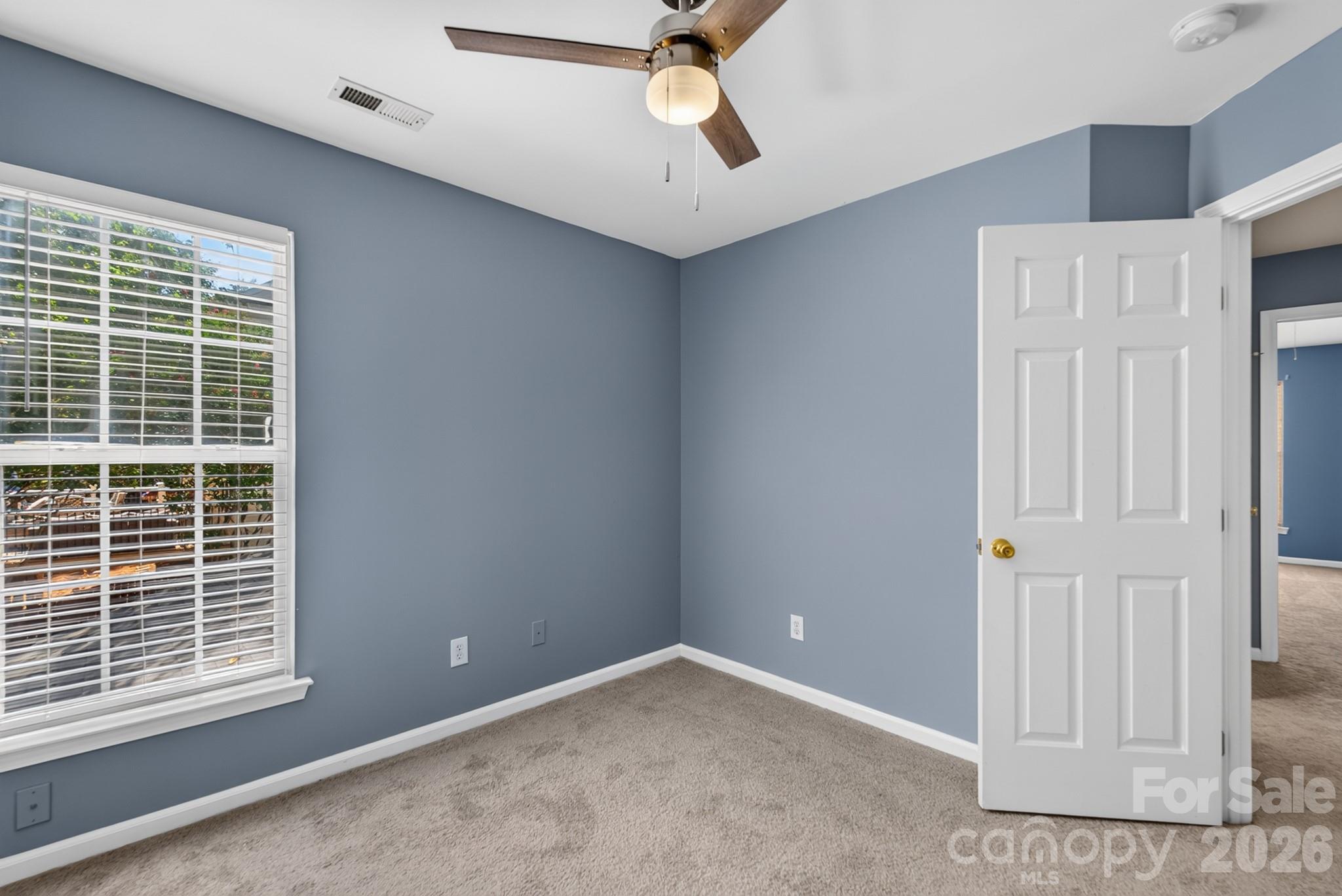 Single Family Residence at 728 Knightswood Road, Fort Mill, photo 22 of 36