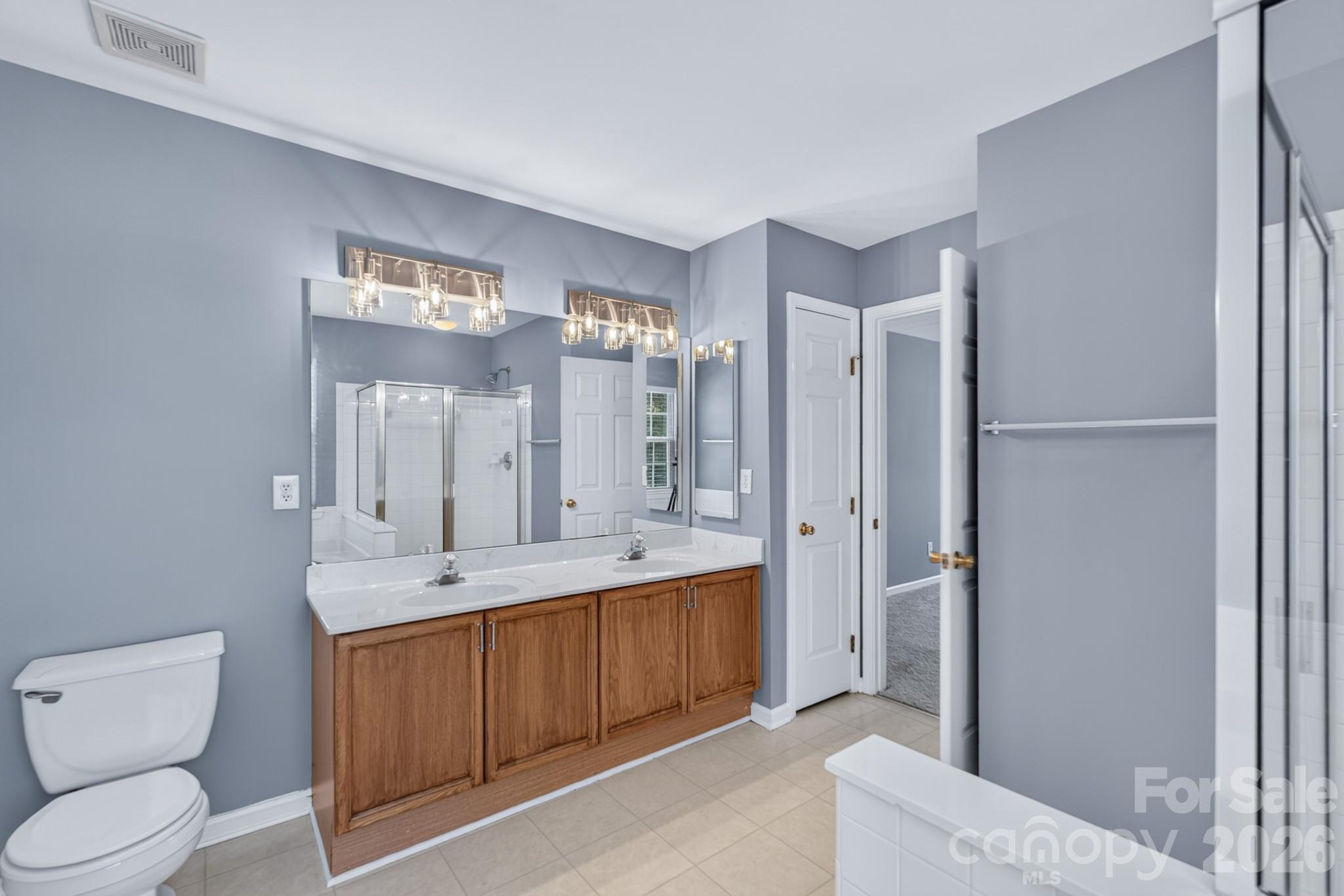 Single Family Residence at 728 Knightswood Road, Fort Mill, photo 28 of 36