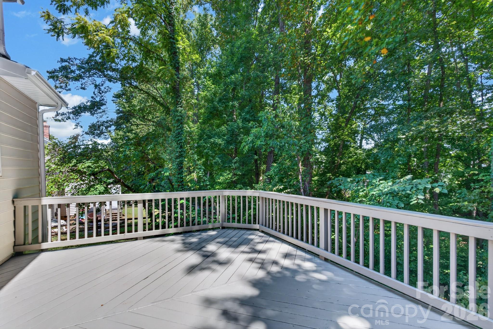 Single Family Residence at 728 Knightswood Road, Fort Mill, photo 32 of 36