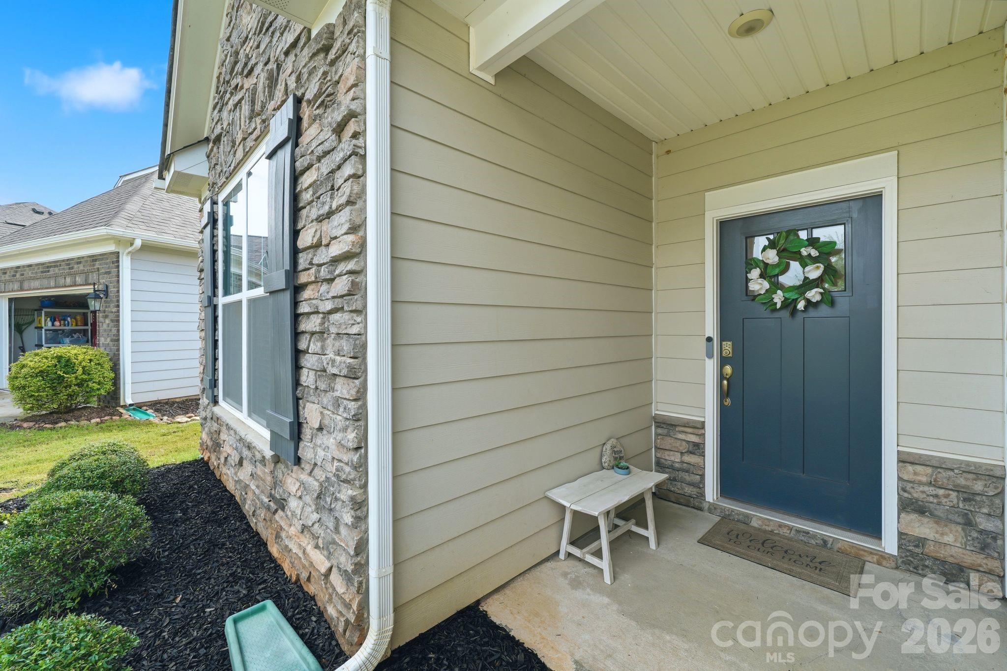 Single Family Residence at 4374 Riverton Loop, Denver, photo 5 of 34