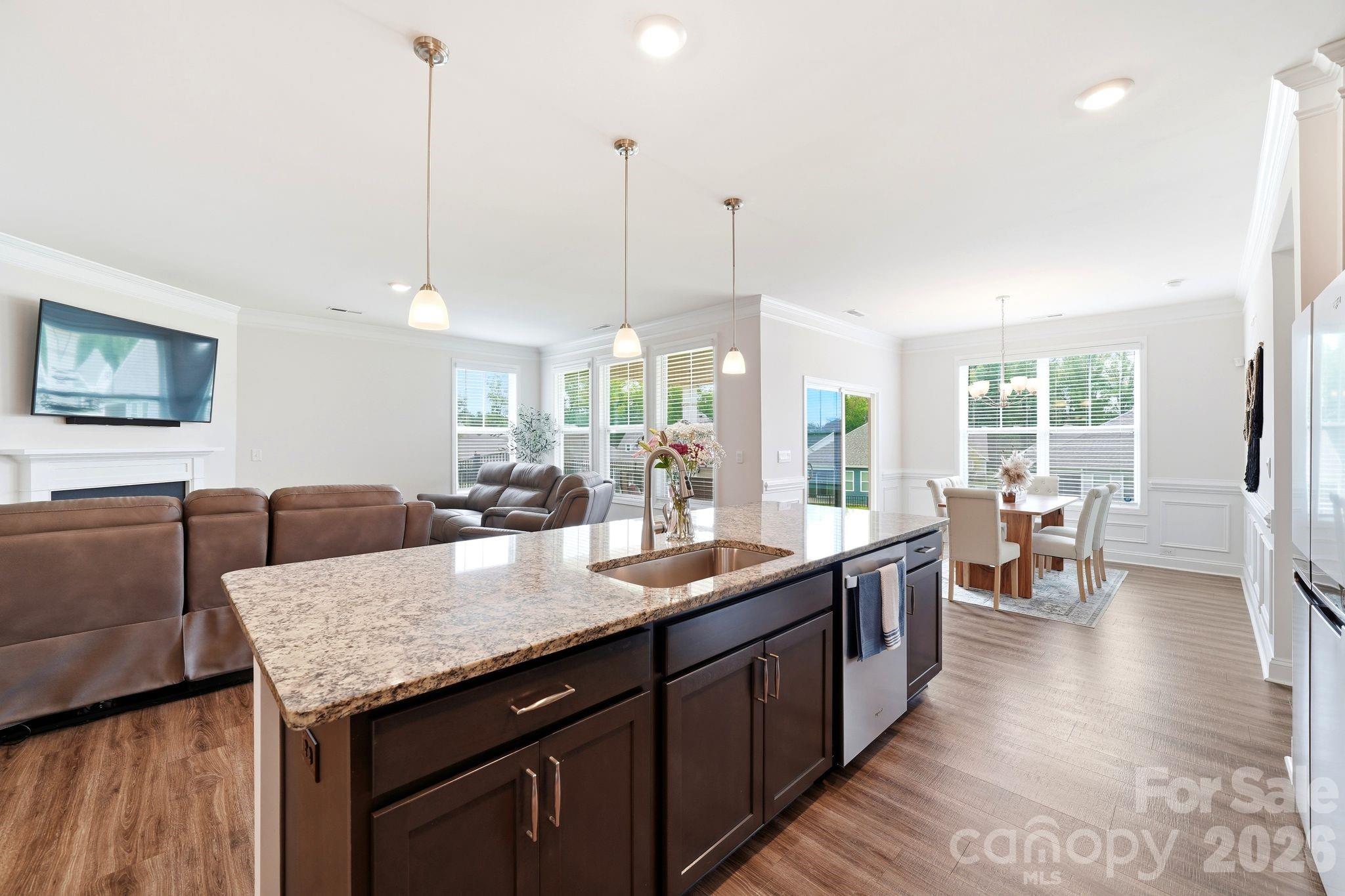 Single Family Residence at 4374 Riverton Loop, Denver, photo 19 of 34