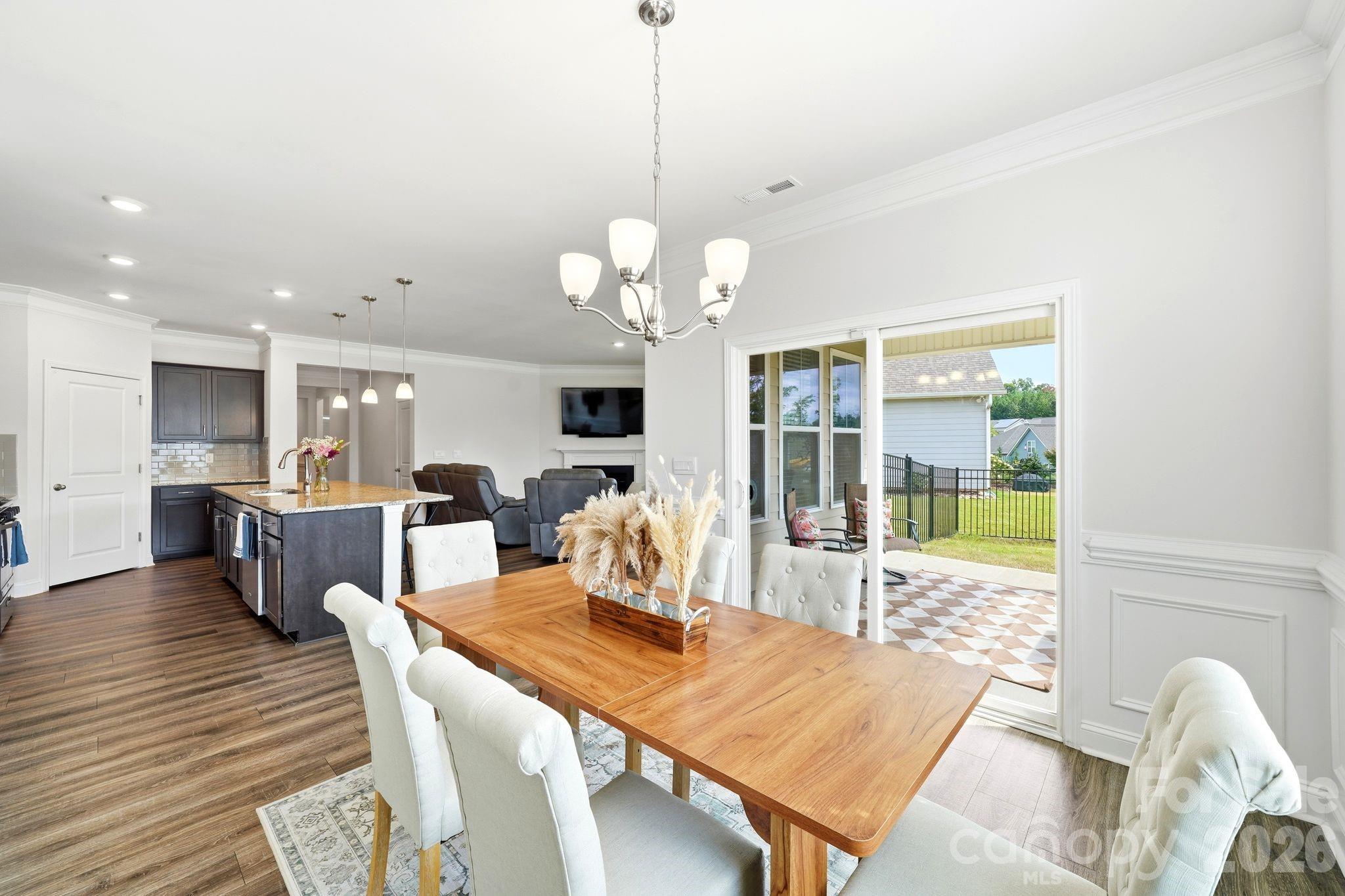 Single Family Residence at 4374 Riverton Loop, Denver, photo 22 of 34