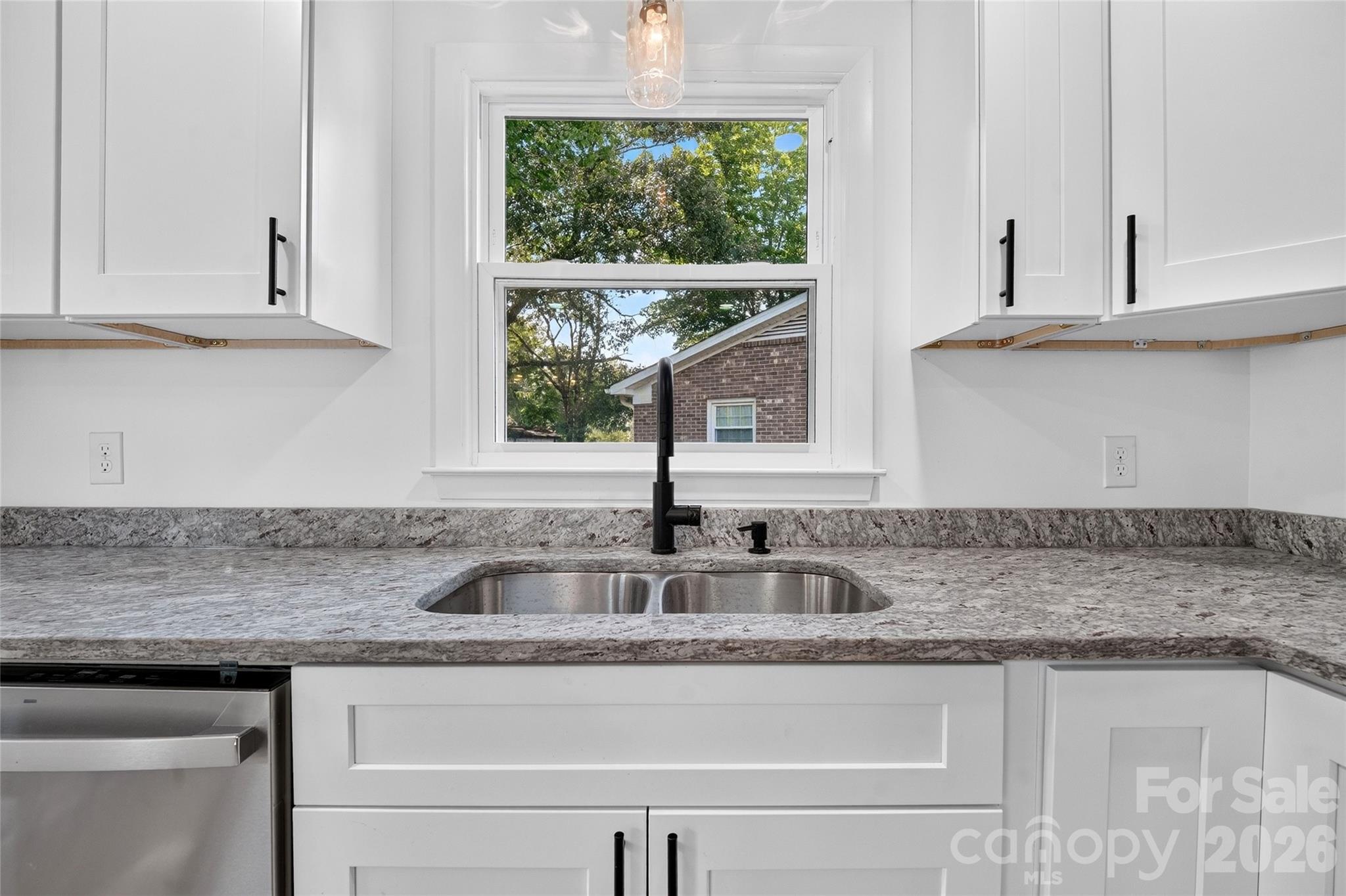 Kitchen - 4040 Burnham Court, Winston Salem
