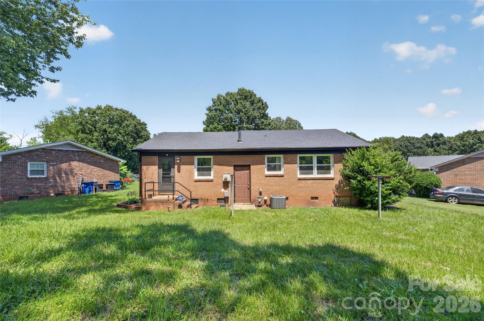 Back of house - 4040 Burnham Court, Winston Salem