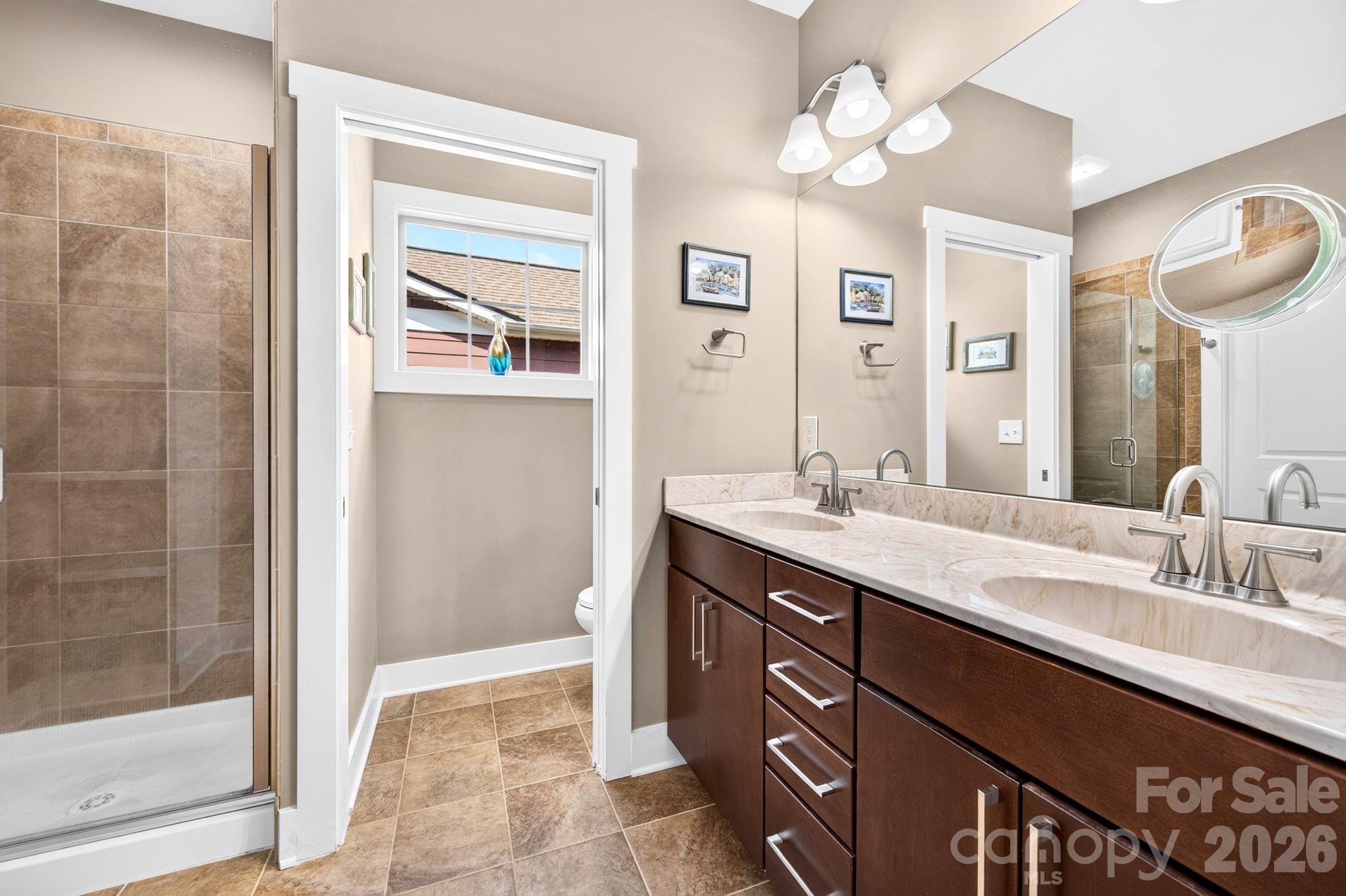 Single Family Residence at 10 Meeting Street, Asheville, photo 13 of 35