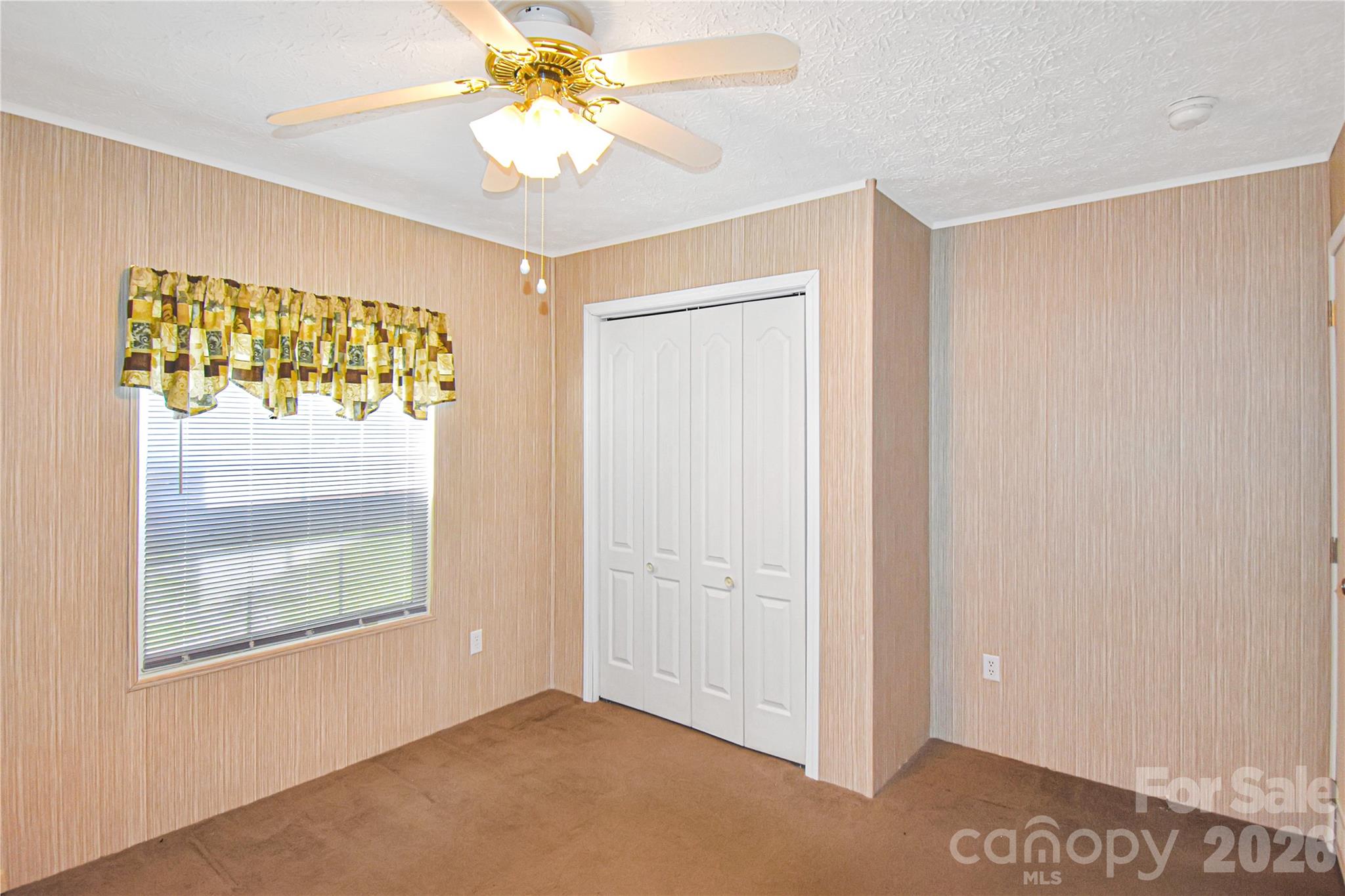 Single Family Residence at 432 Forest Place NW, Lenoir, photo 21 of 27