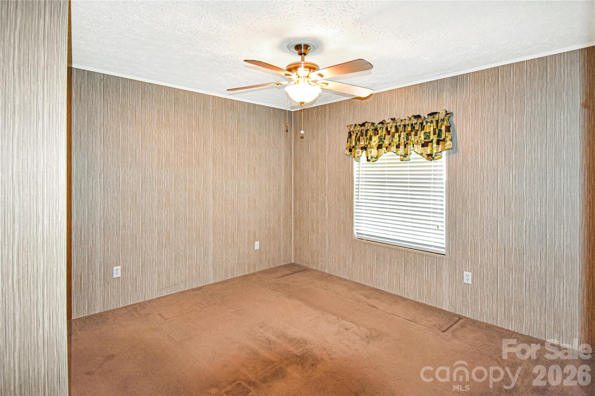 Single Family Residence at 432 Forest Place NW, Lenoir, photo 23 of 27