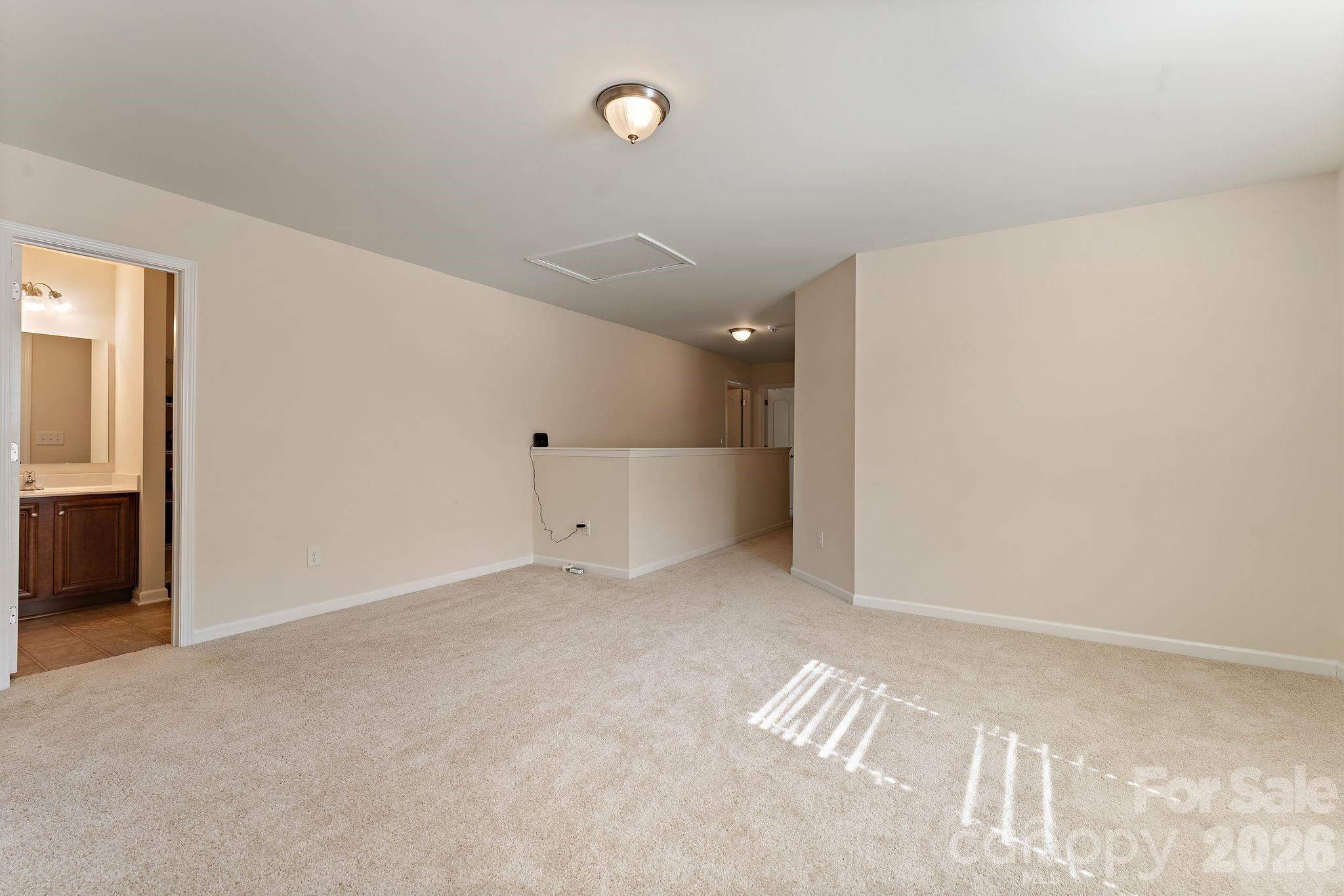Single Family Residence at 206 Notable Lane, Rock Hill, photo 37 of 47