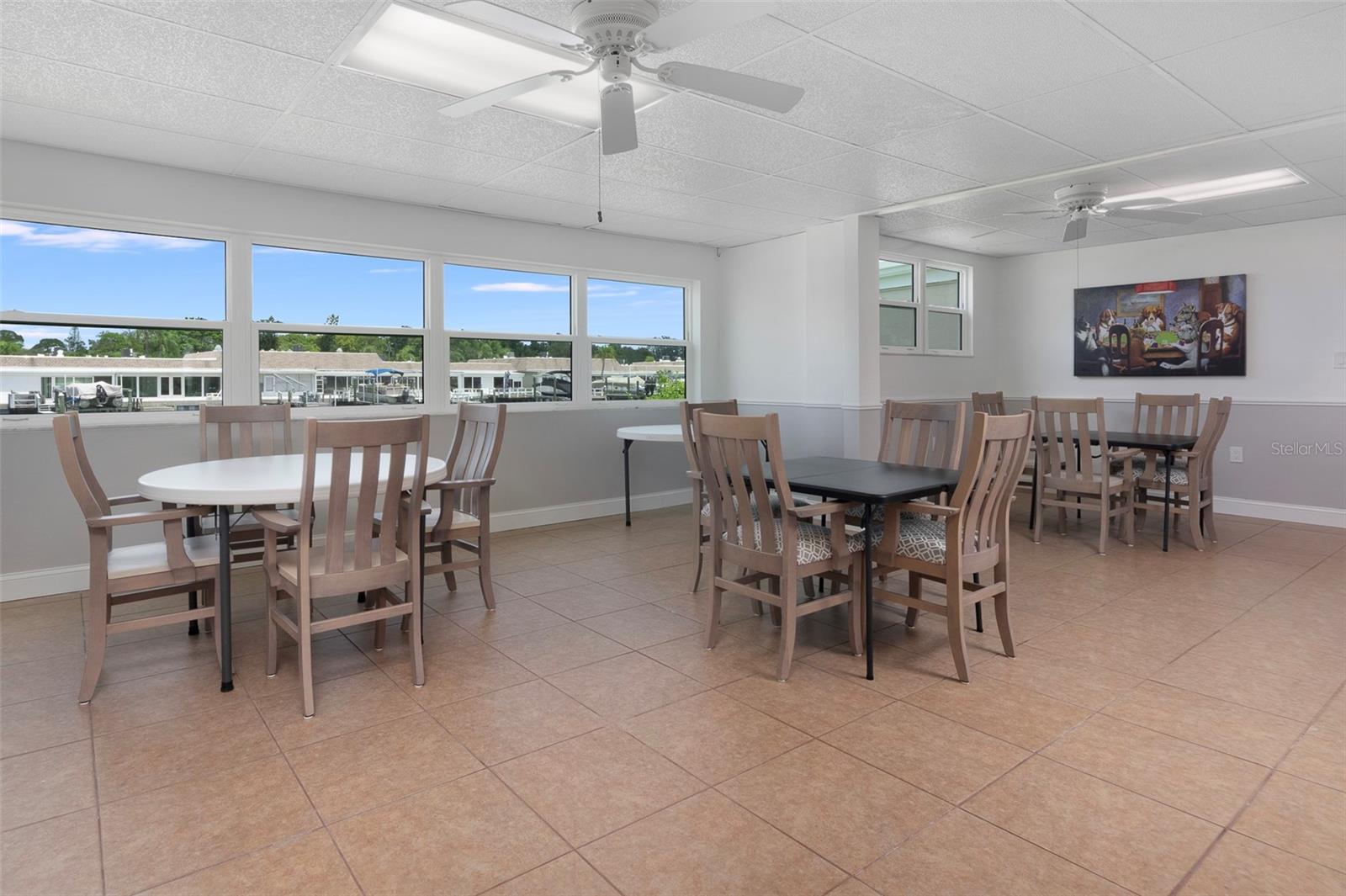 2nd Clubhouse offers private areas for you! - 382 BOCA CIEGA POINT BLVD S, ST PETERSBURG