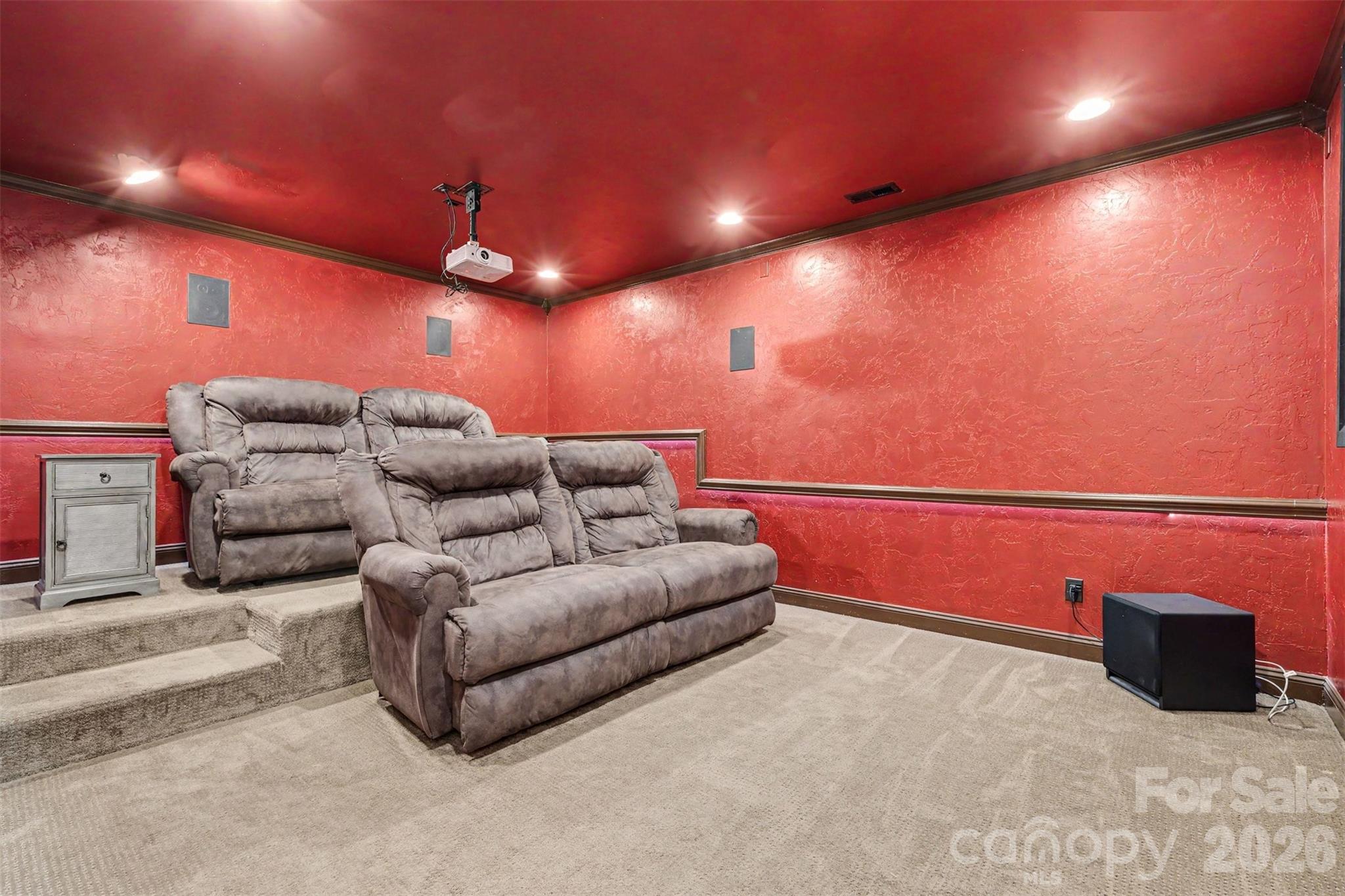 Theater seating/second angle - 3647 Venetian Way, York