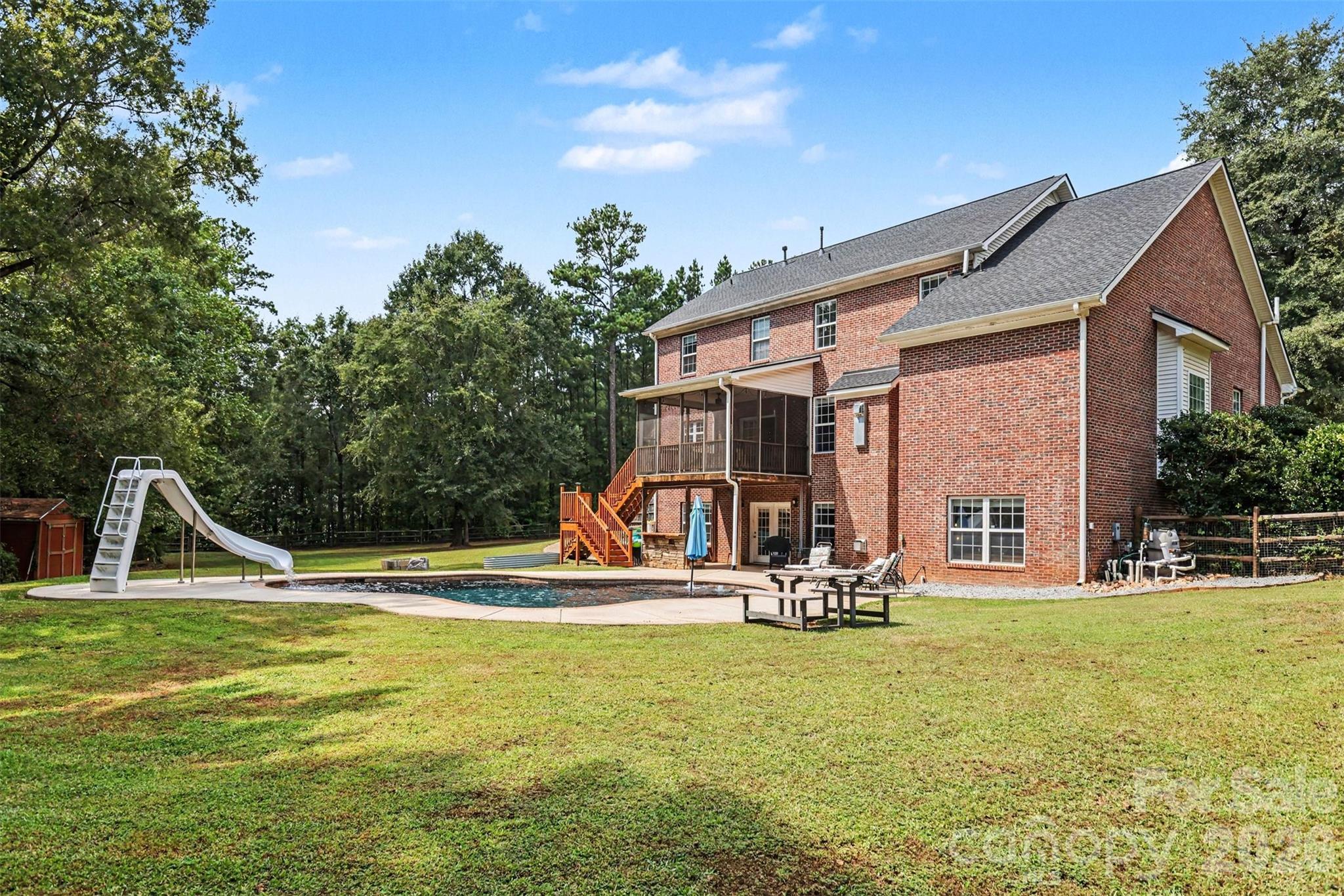 Wider backyard/pool perspective - 3647 Venetian Way, York