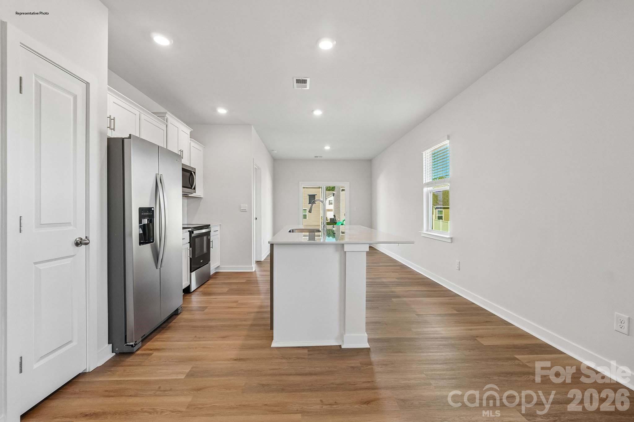 Single Family Residence at 4665 Fanning Road, Hickory, photo 11 of 27
