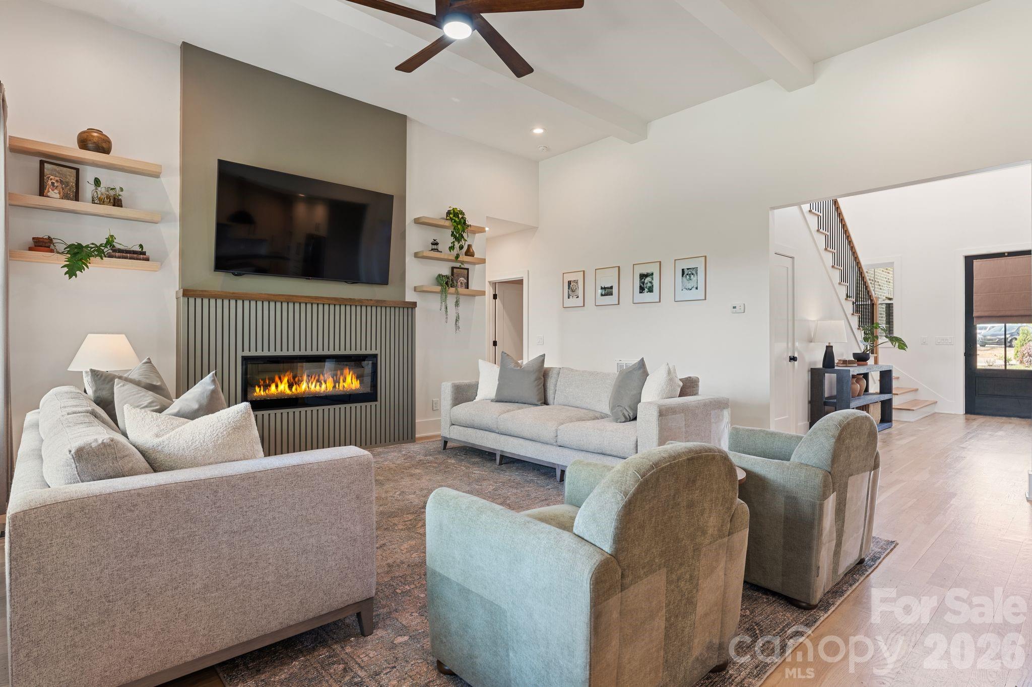 Single Family Residence at 1116 Players Ridge Road, Hickory, photo 17 of 42