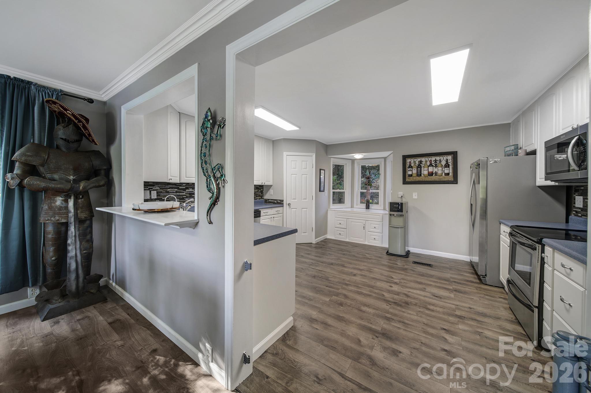 Single Family Residence at 27059 Catamaran Road, Tega Cay, photo 17 of 48