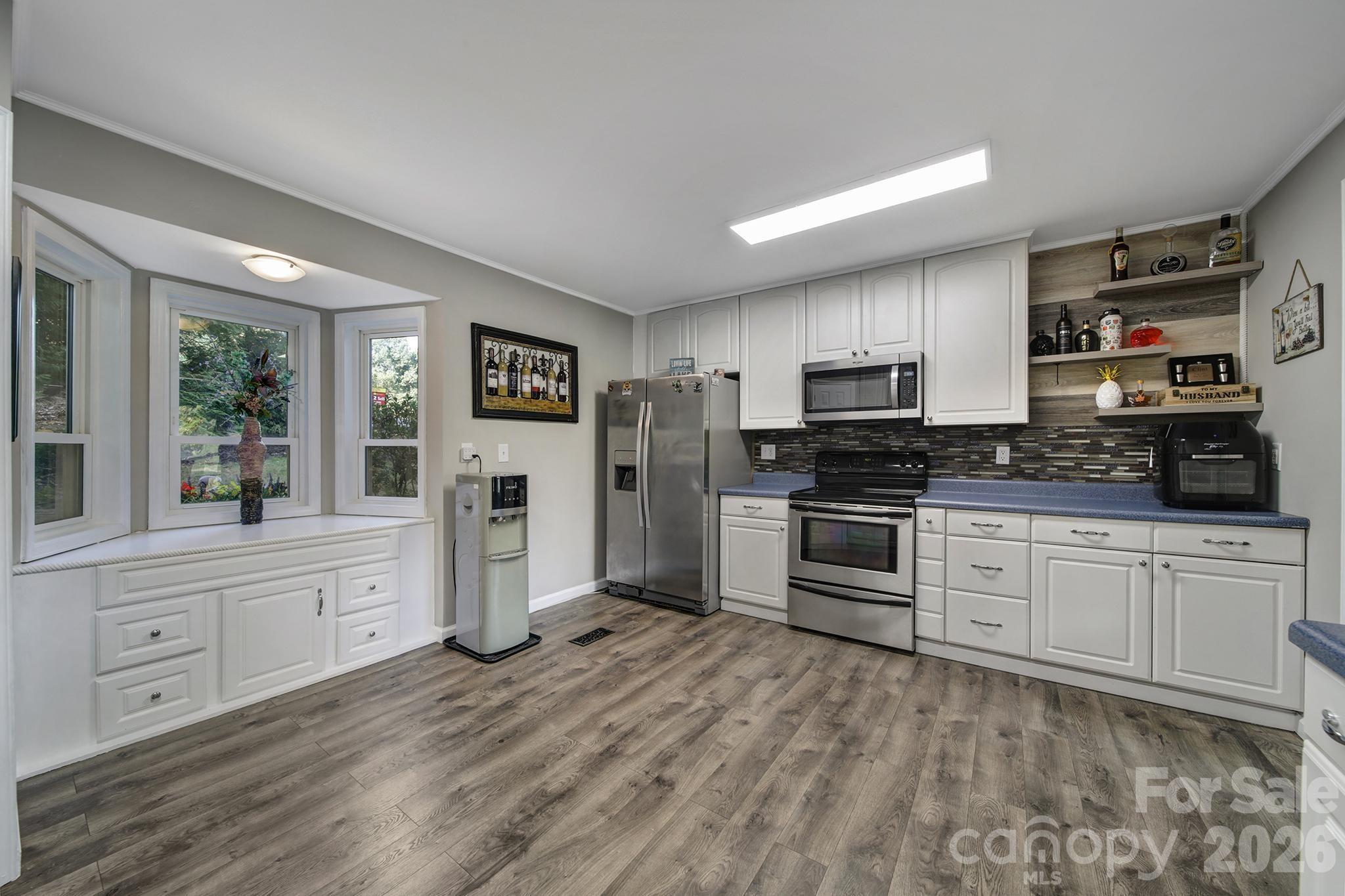 Single Family Residence at 27059 Catamaran Road, Tega Cay, photo 19 of 48
