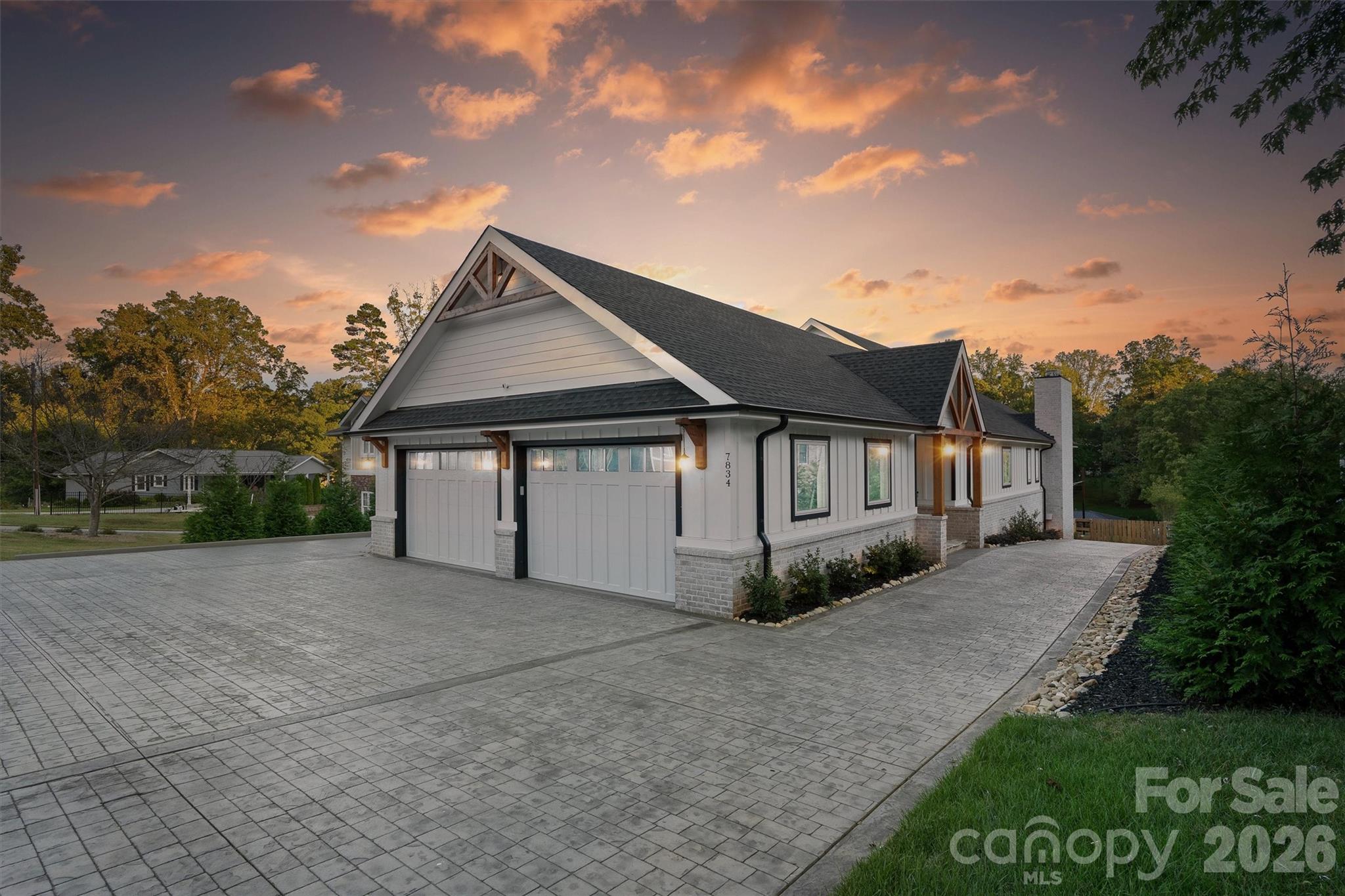 Thoughtful landscaping, hardscaping, and exterior lighting! - 7834 Green Cove Court, Denver