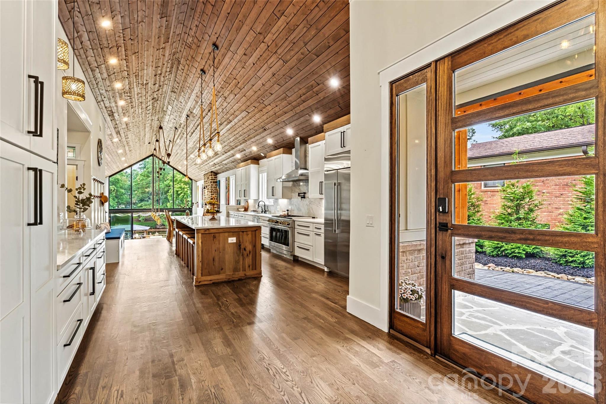 Must see chef's kitchen! - 7834 Green Cove Court, Denver