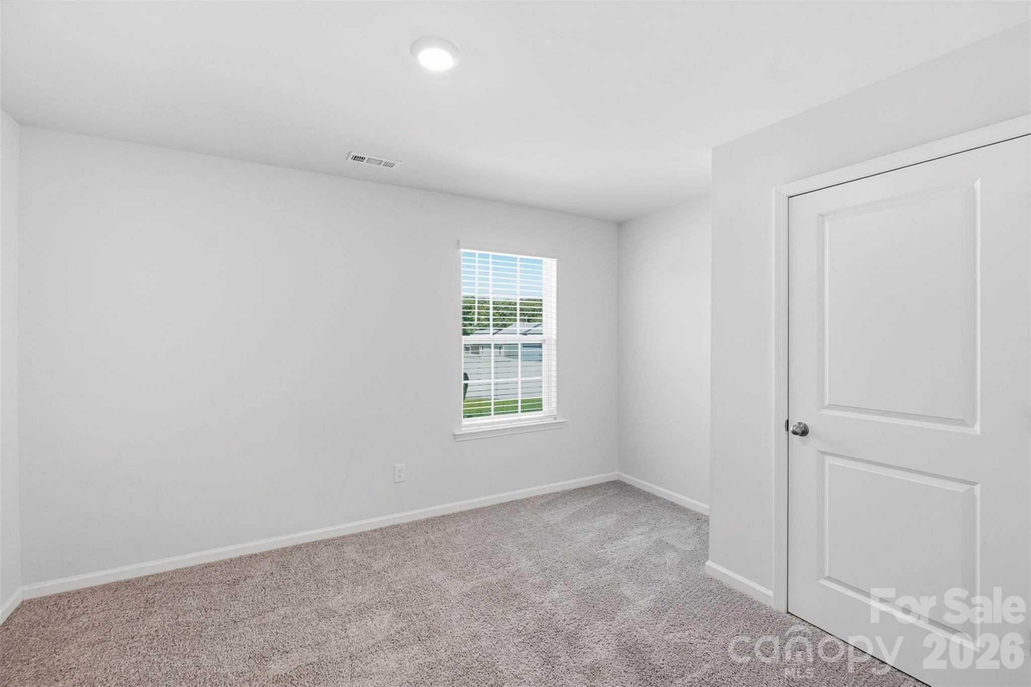 Single Family Residence at 2141 Redstone Drive, York, photo 17 of 37