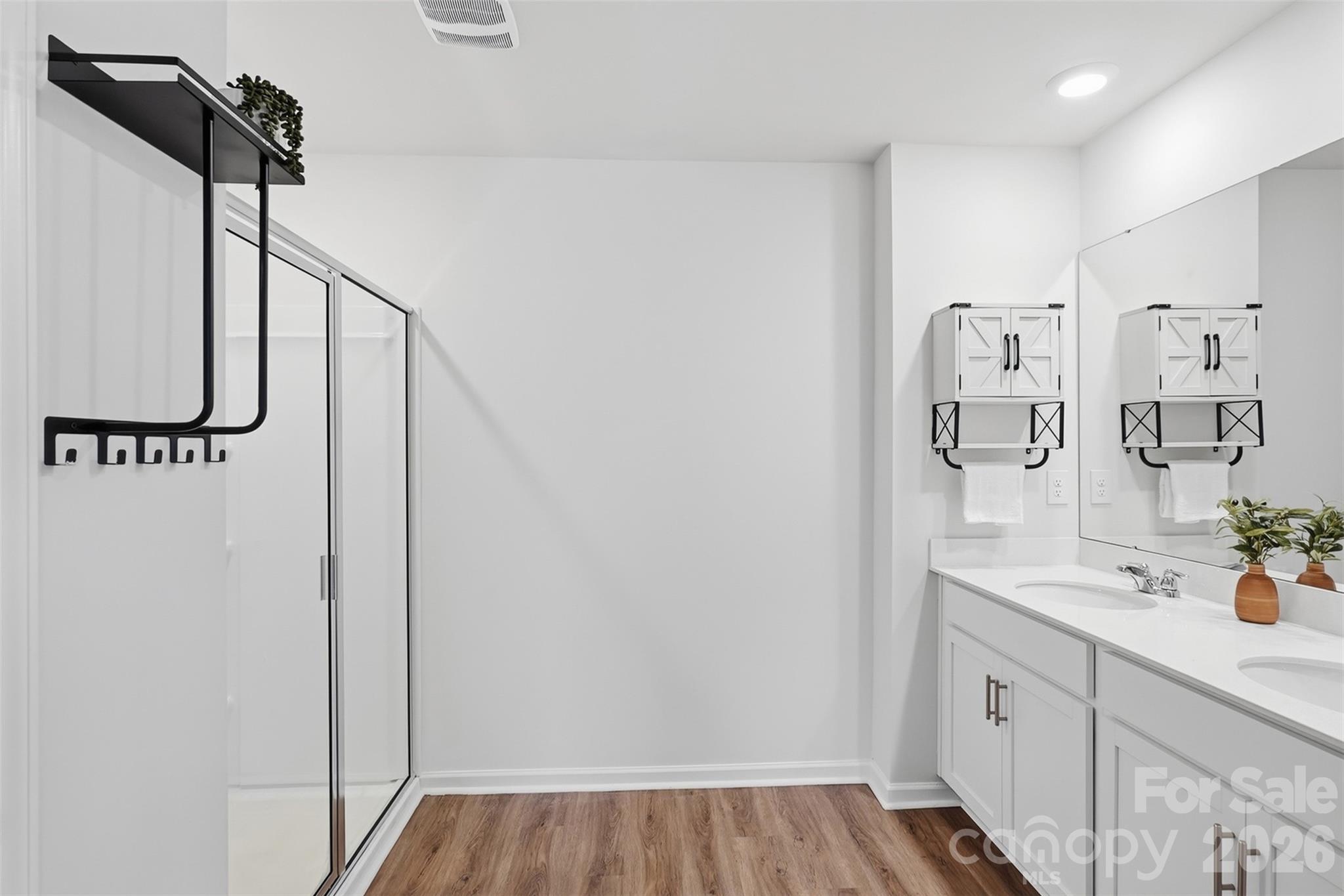 Single Family Residence at 2141 Redstone Drive, York, photo 25 of 37