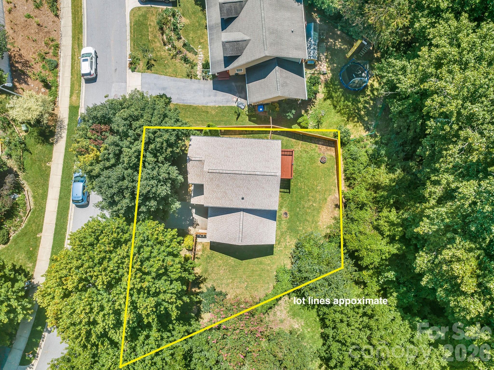 Approx Lot lines - 19 Oakcrest Place, Asheville