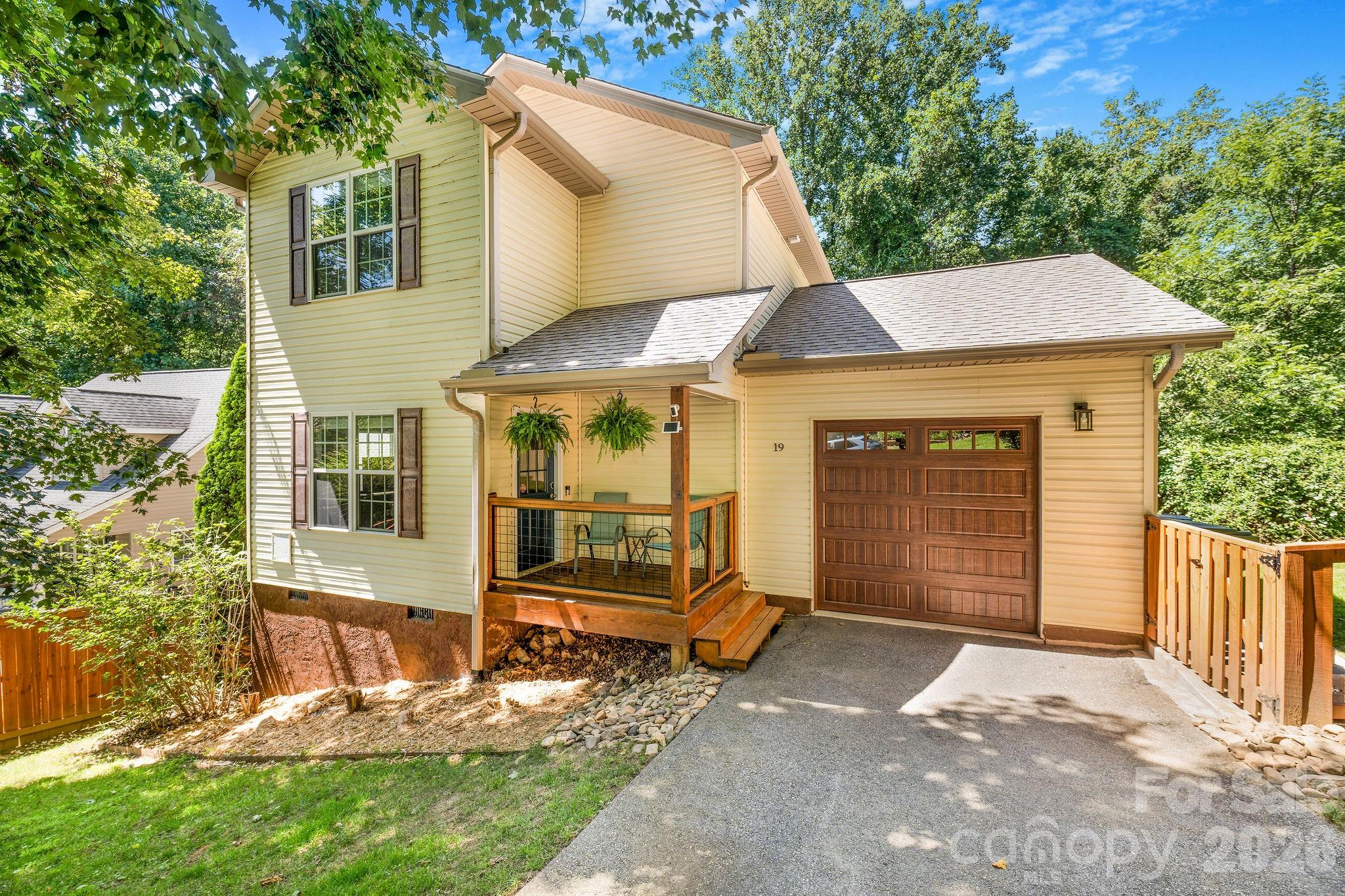 Single Family Residence at 19 Oakcrest Place, Asheville, photo 32 of 32