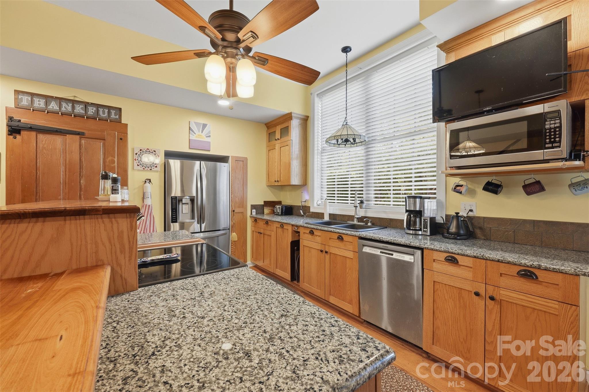 Single Family Residence at 2386 Liledoun Road, Taylorsville, photo 14 of 48