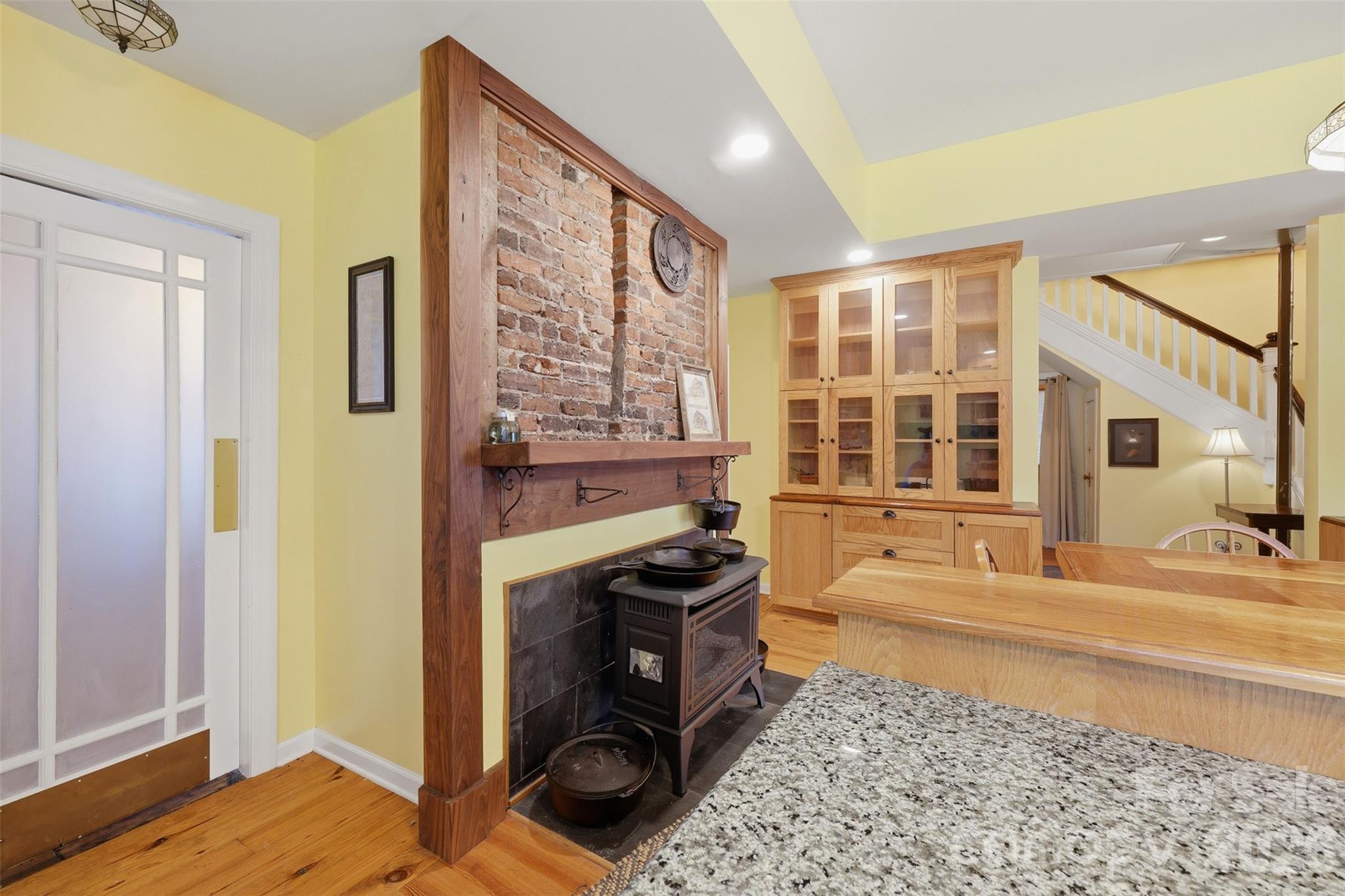 Single Family Residence at 2386 Liledoun Road, Taylorsville, photo 16 of 48