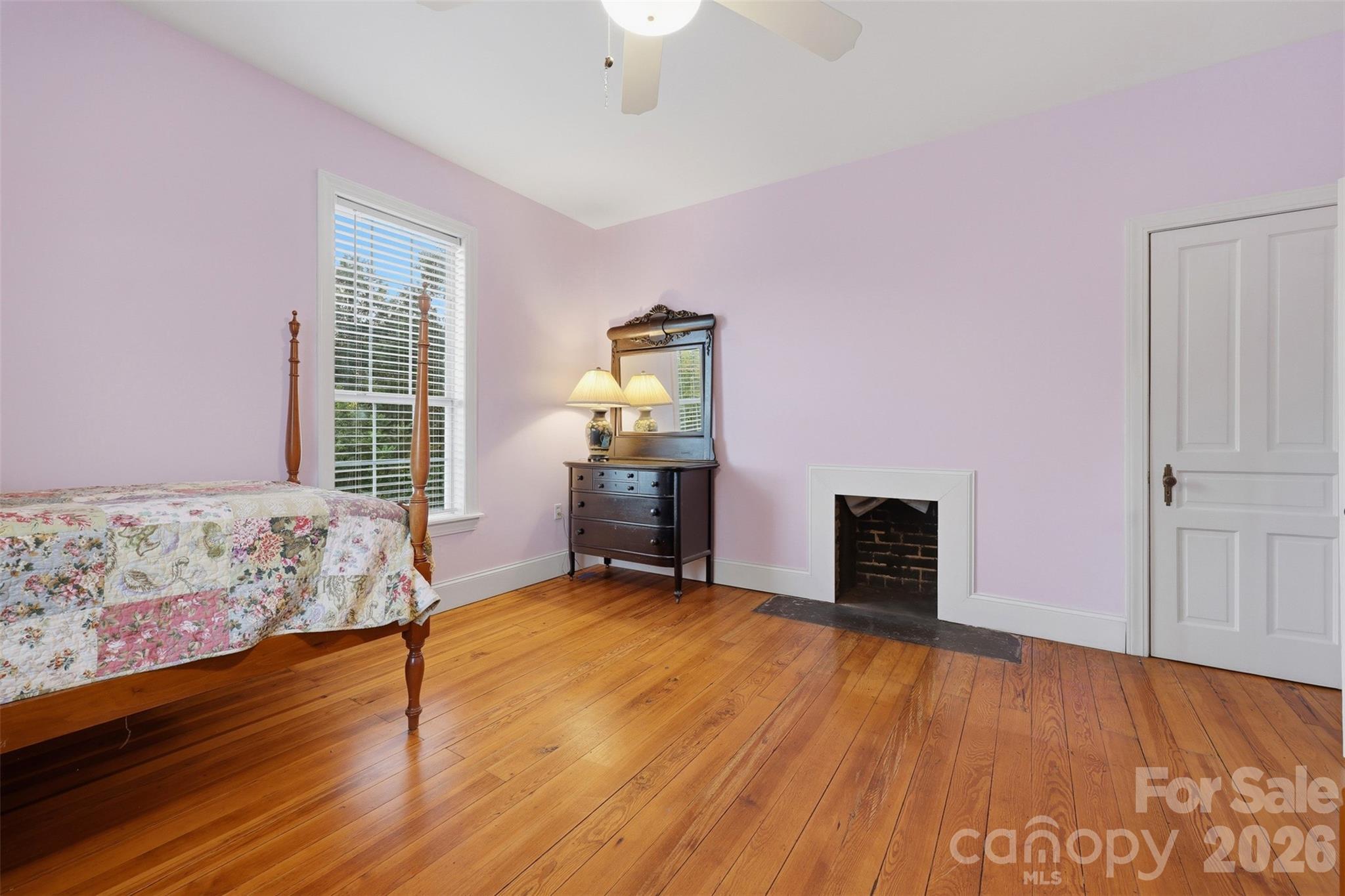 Single Family Residence at 2386 Liledoun Road, Taylorsville, photo 37 of 48