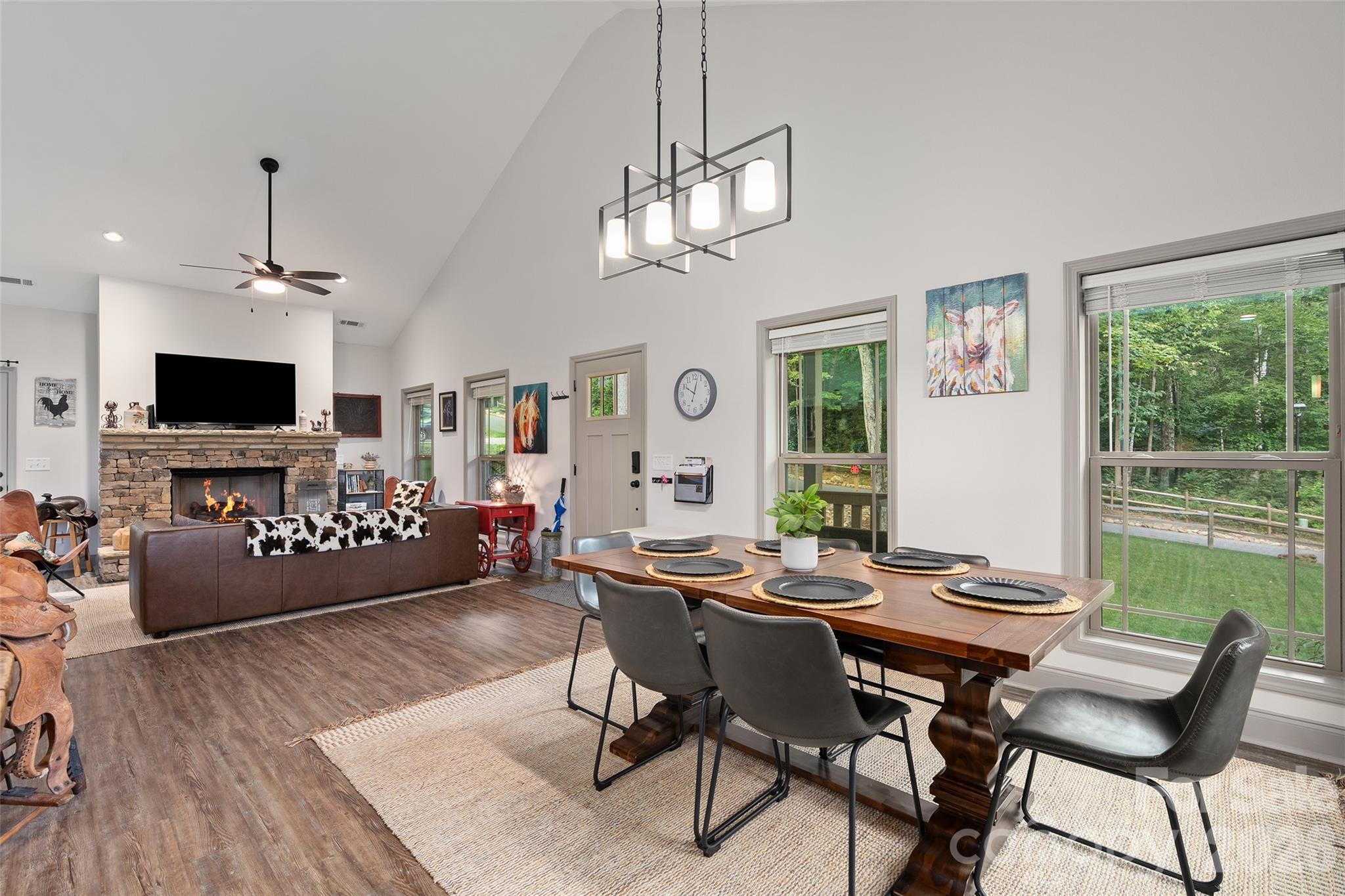 Single Family Residence at 545 Twinbrook Lane, Maggie Valley, photo 8 of 40