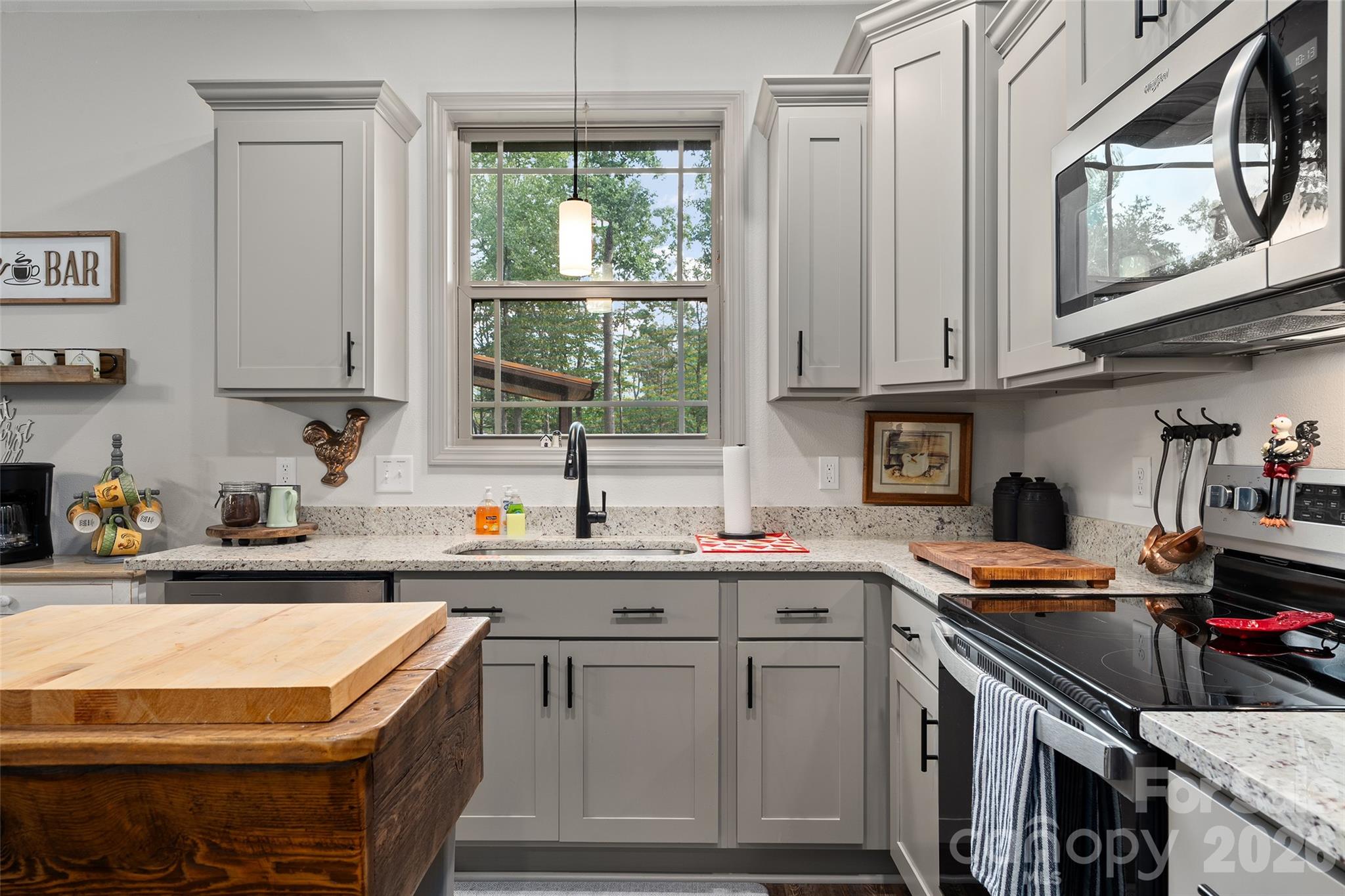 Single Family Residence at 545 Twinbrook Lane, Maggie Valley, photo 13 of 40