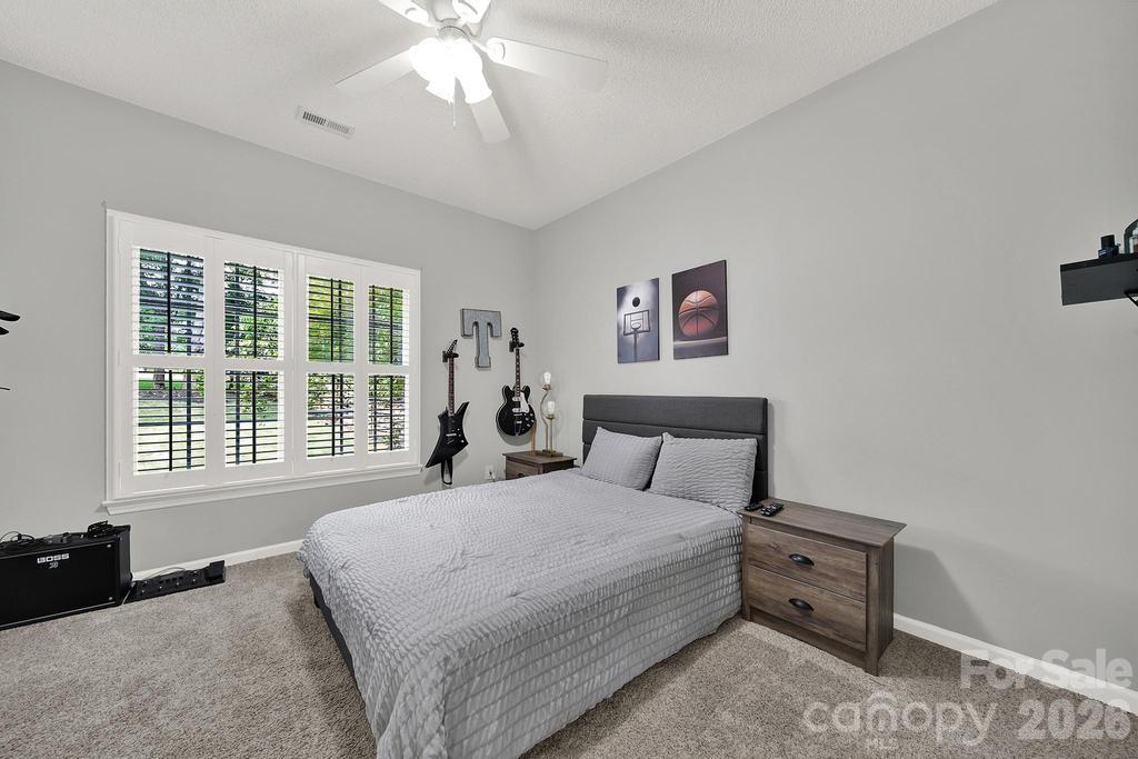 Single Family Residence at 388 Ponderosa Circle, Mooresville, photo 16 of 41
