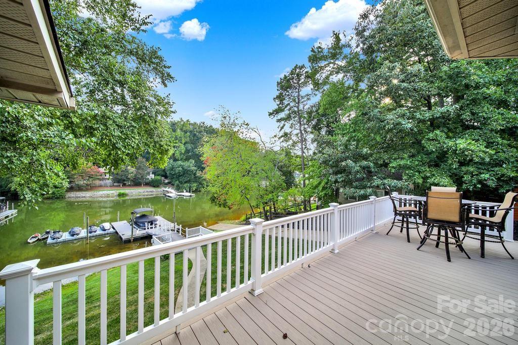 Single Family Residence at 388 Ponderosa Circle, Mooresville, photo 32 of 41