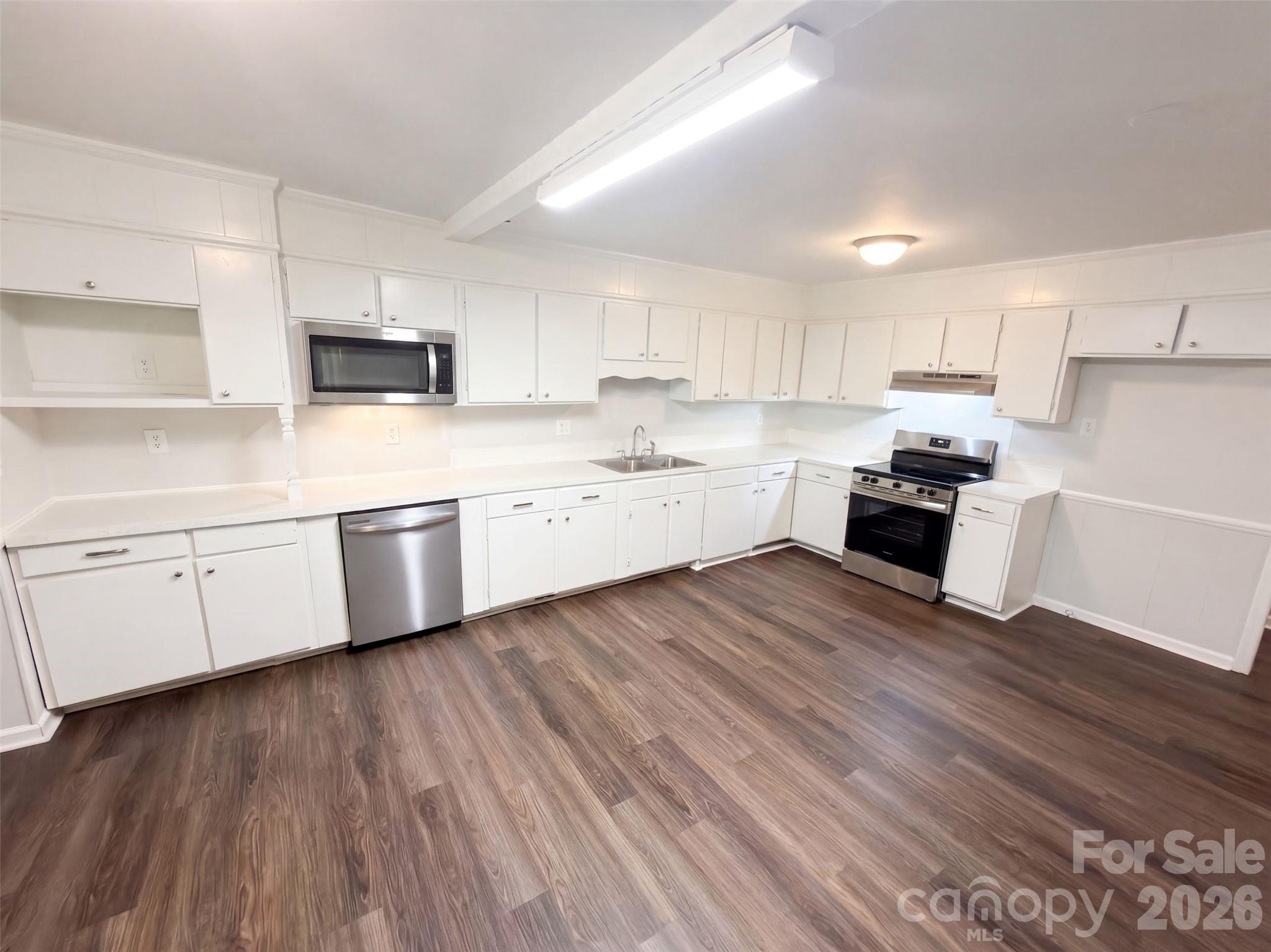 Single Family Residence at 1018 Wade Rorie Road, Wingate, photo 8 of 17